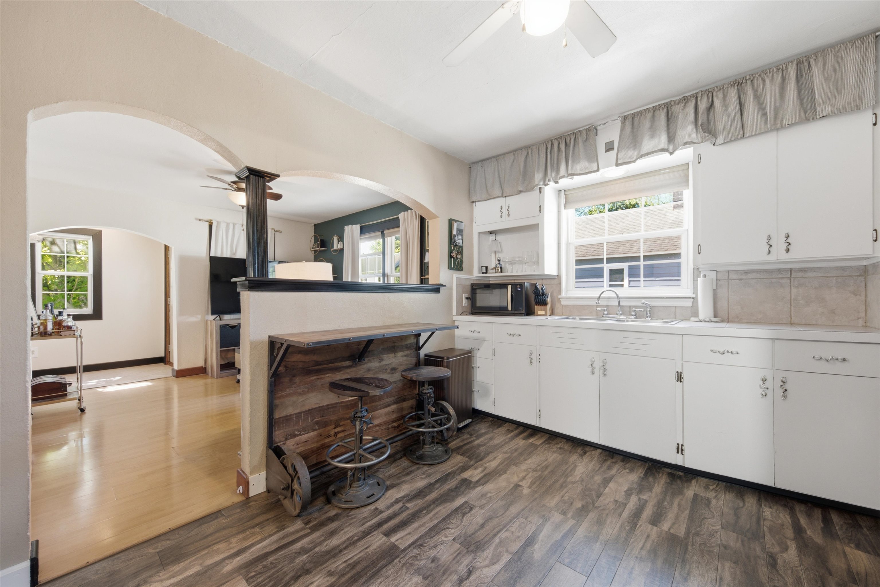 406 N ASH AVENUE, Marshfield, Wisconsin 54449, 2 Bedrooms Bedrooms, ,1 BathroomBathrooms,Residential,For Sale,406 N ASH AVENUE,22604852