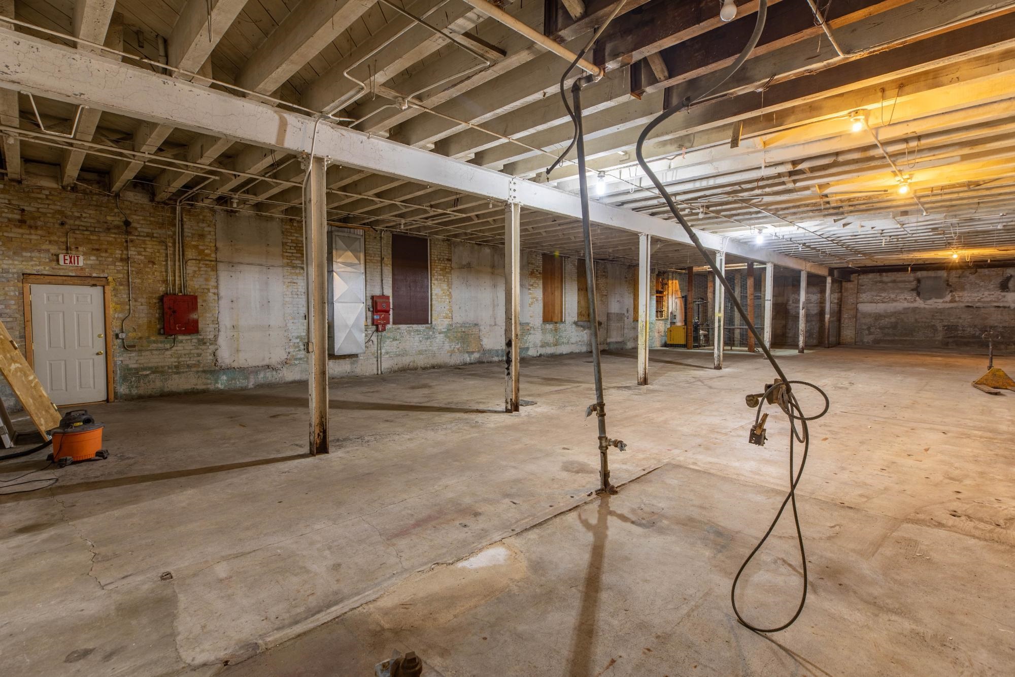 111 N COURTNEY STREET, Rhinelander, Wisconsin 54501, ,Commercial/industrial,For Sale,111 N COURTNEY STREET,22604890
