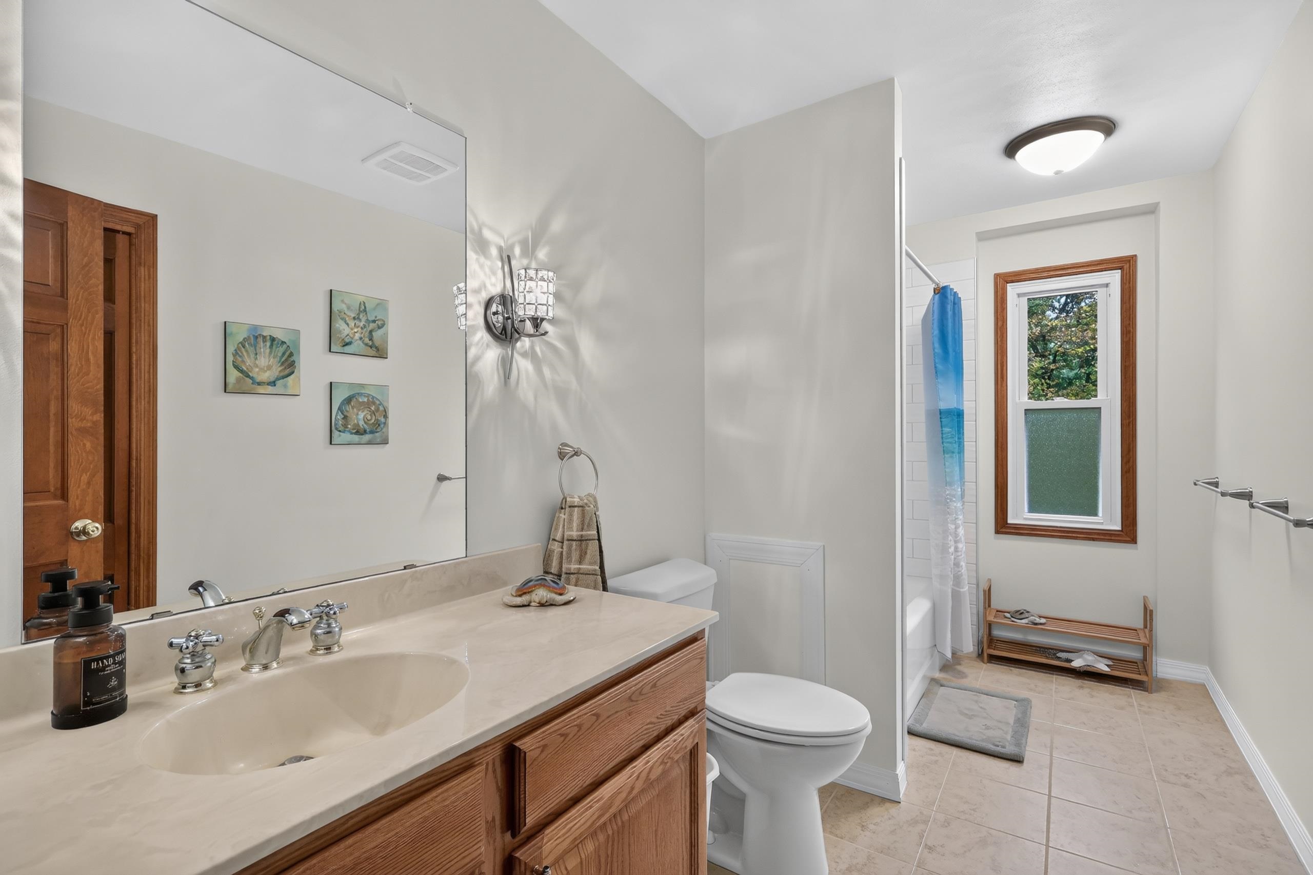 9050 ADER LANE, Marshfield, Wisconsin 54449, 4 Bedrooms Bedrooms, ,3 BathroomsBathrooms,Residential,For Sale,9050 ADER LANE,22604899
