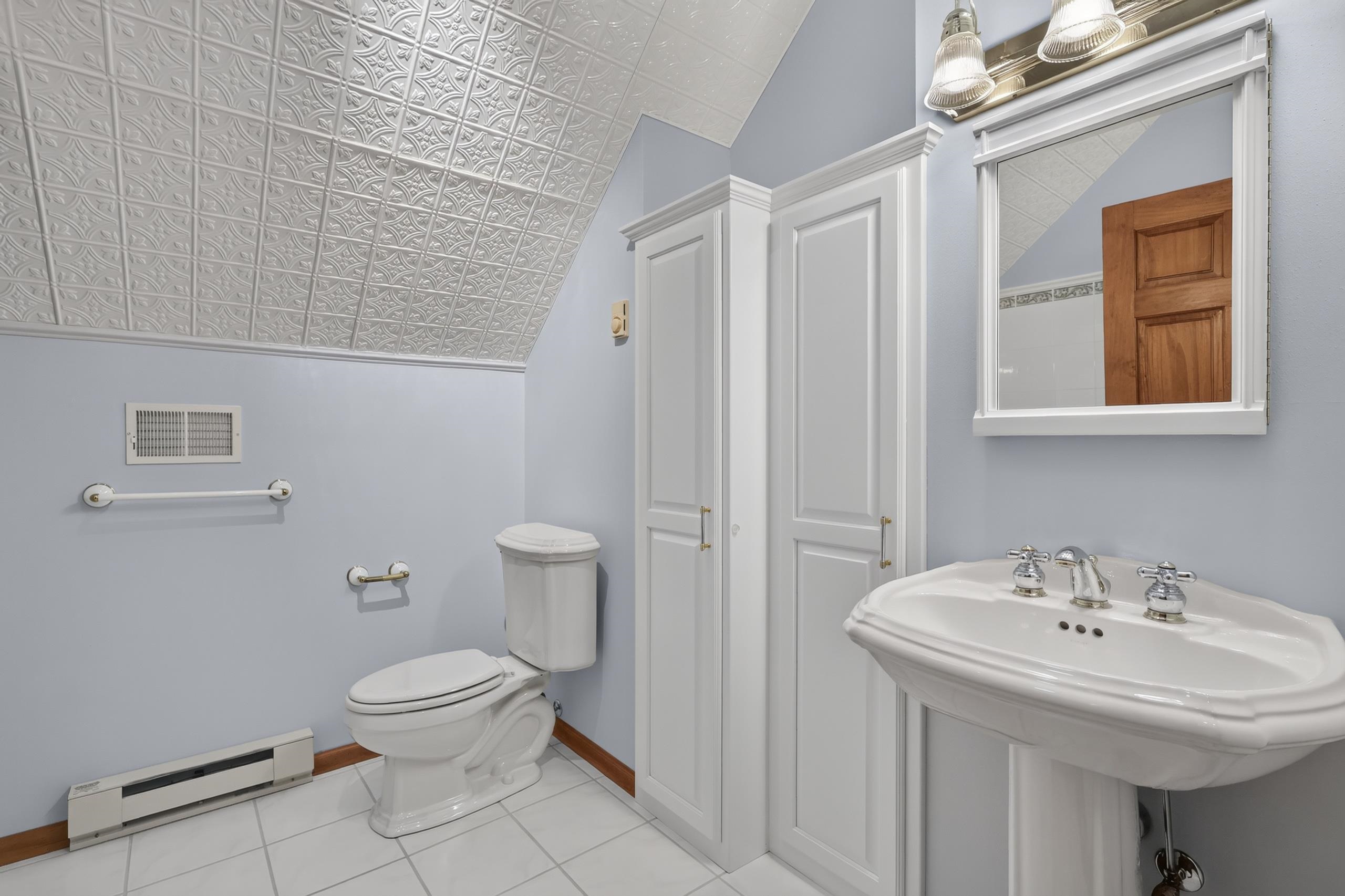9050 ADER LANE, Marshfield, Wisconsin 54449, 4 Bedrooms Bedrooms, ,3 BathroomsBathrooms,Residential,For Sale,9050 ADER LANE,22604899