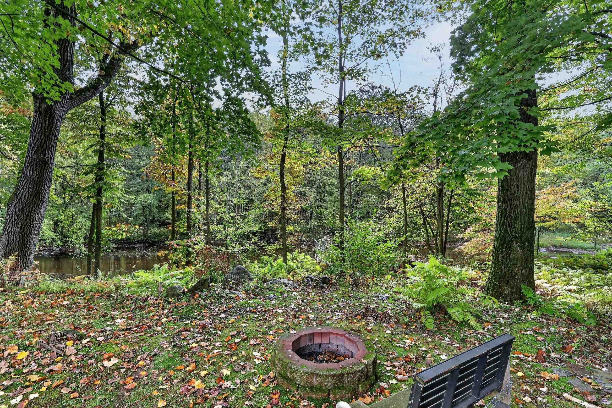 9050 ADER LANE, Marshfield, Wisconsin 54449, 4 Bedrooms Bedrooms, ,3 BathroomsBathrooms,Residential,For Sale,9050 ADER LANE,22604899