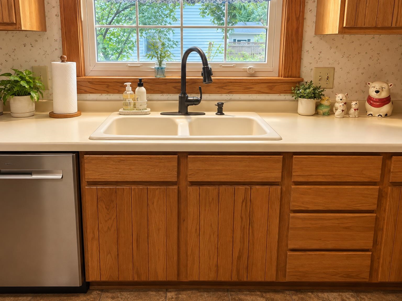 117 N DIVISION STREET, Loyal, Wisconsin 54446, 4 Bedrooms Bedrooms, ,3 BathroomsBathrooms,Residential,For Sale,117 N DIVISION STREET,22604912