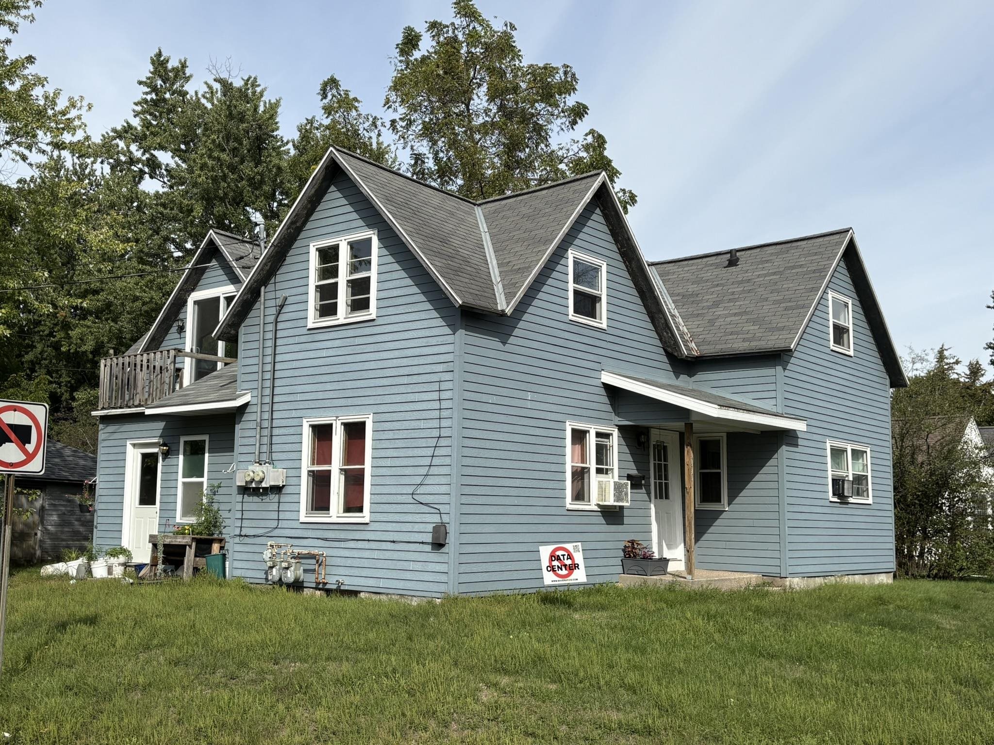 1011 10TH AVENUE NORTH, Wisconsin Rapids, Wisconsin 54495, 2 Bedrooms Bedrooms, ,1 BathroomBathrooms,Multi-family,For Sale,1011 10TH AVENUE NORTH,22604930