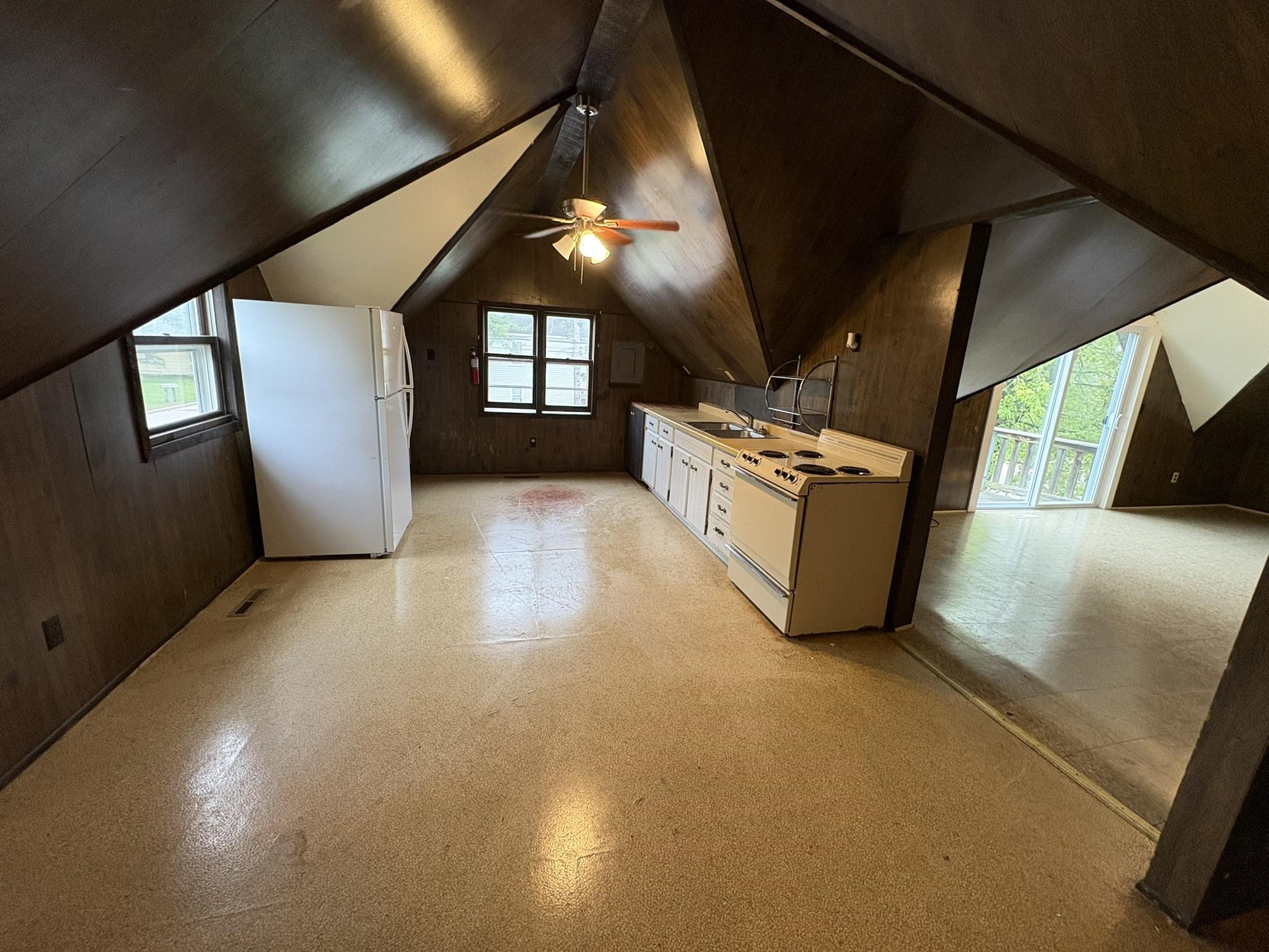 1011 10TH AVENUE NORTH, Wisconsin Rapids, Wisconsin 54495, 2 Bedrooms Bedrooms, ,1 BathroomBathrooms,Multi-family,For Sale,1011 10TH AVENUE NORTH,22604930