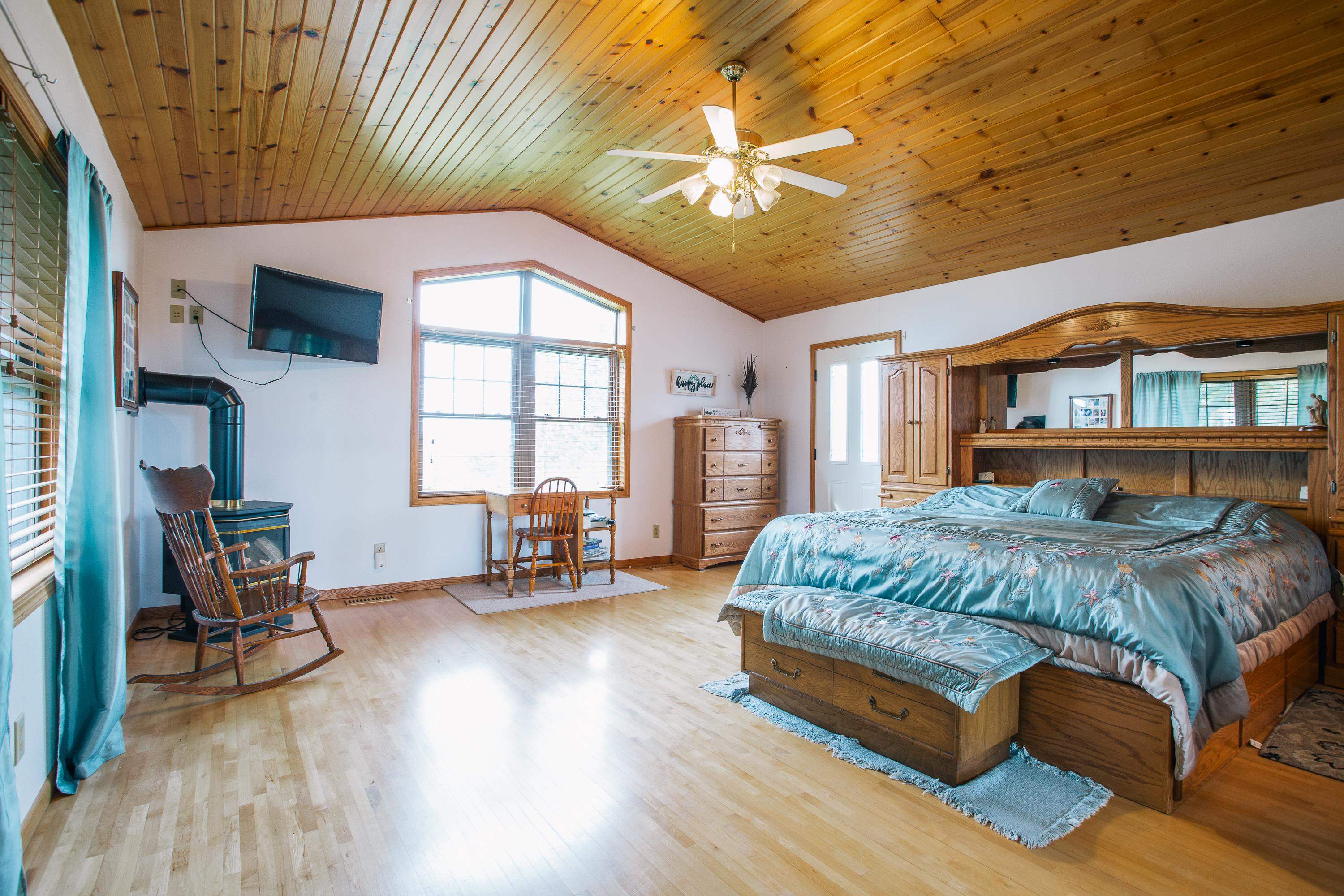 W4140 GRANTON ROAD, Neillsville, Wisconsin 54456, 3 Bedrooms Bedrooms, ,2 BathroomsBathrooms,Residential,For Sale,W4140 GRANTON ROAD,22604937