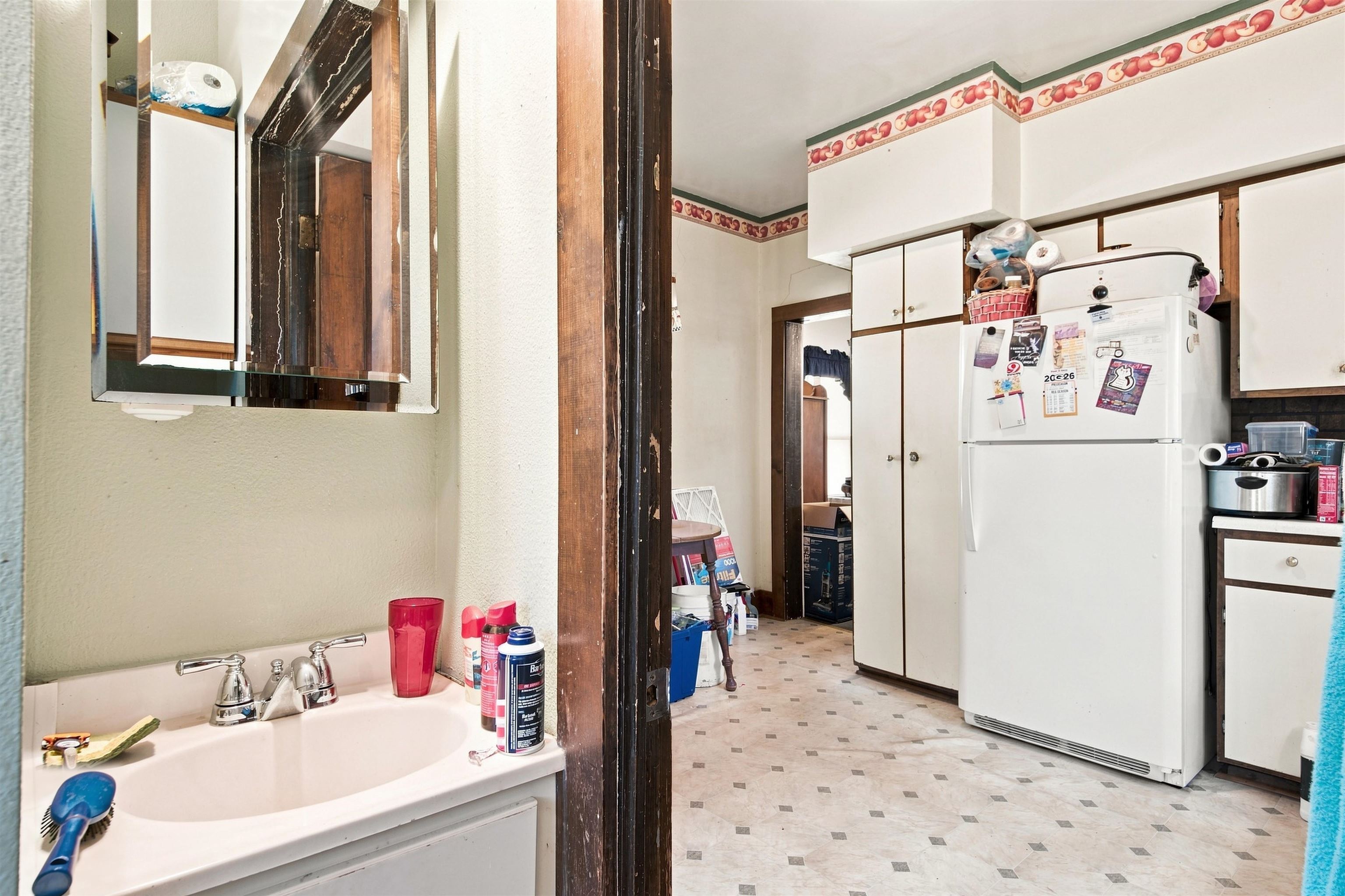 810 S PEACH STREET, Marshfield, Wisconsin 54449, 2 Bedrooms Bedrooms, ,2 BathroomsBathrooms,Residential,For Sale,810 S PEACH STREET,22604942
