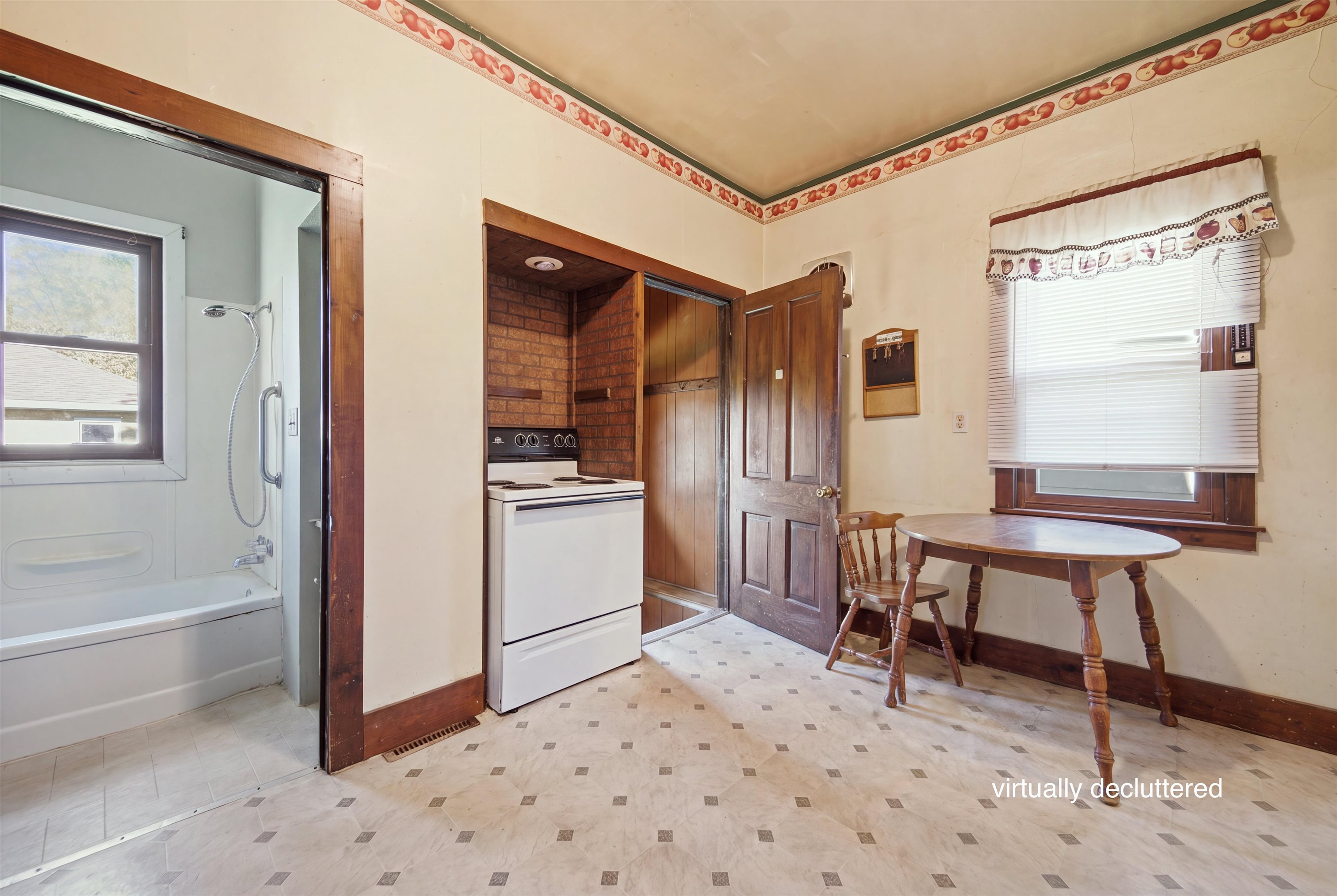 810 S PEACH AVENUE, Marshfield, Wisconsin 54449, 2 Bedrooms Bedrooms, ,2 BathroomsBathrooms,Residential,For Sale,810 S PEACH AVENUE,22604942