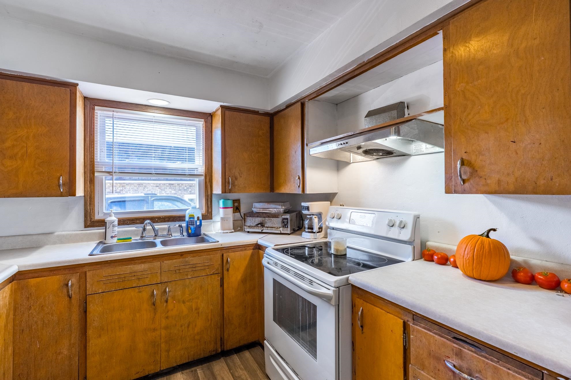 1500 W THOMAS STREET, Wausau, Wisconsin 54401, 3 Bedrooms Bedrooms, ,1 BathroomBathrooms,Residential,For Sale,1500 W THOMAS STREET,22604965