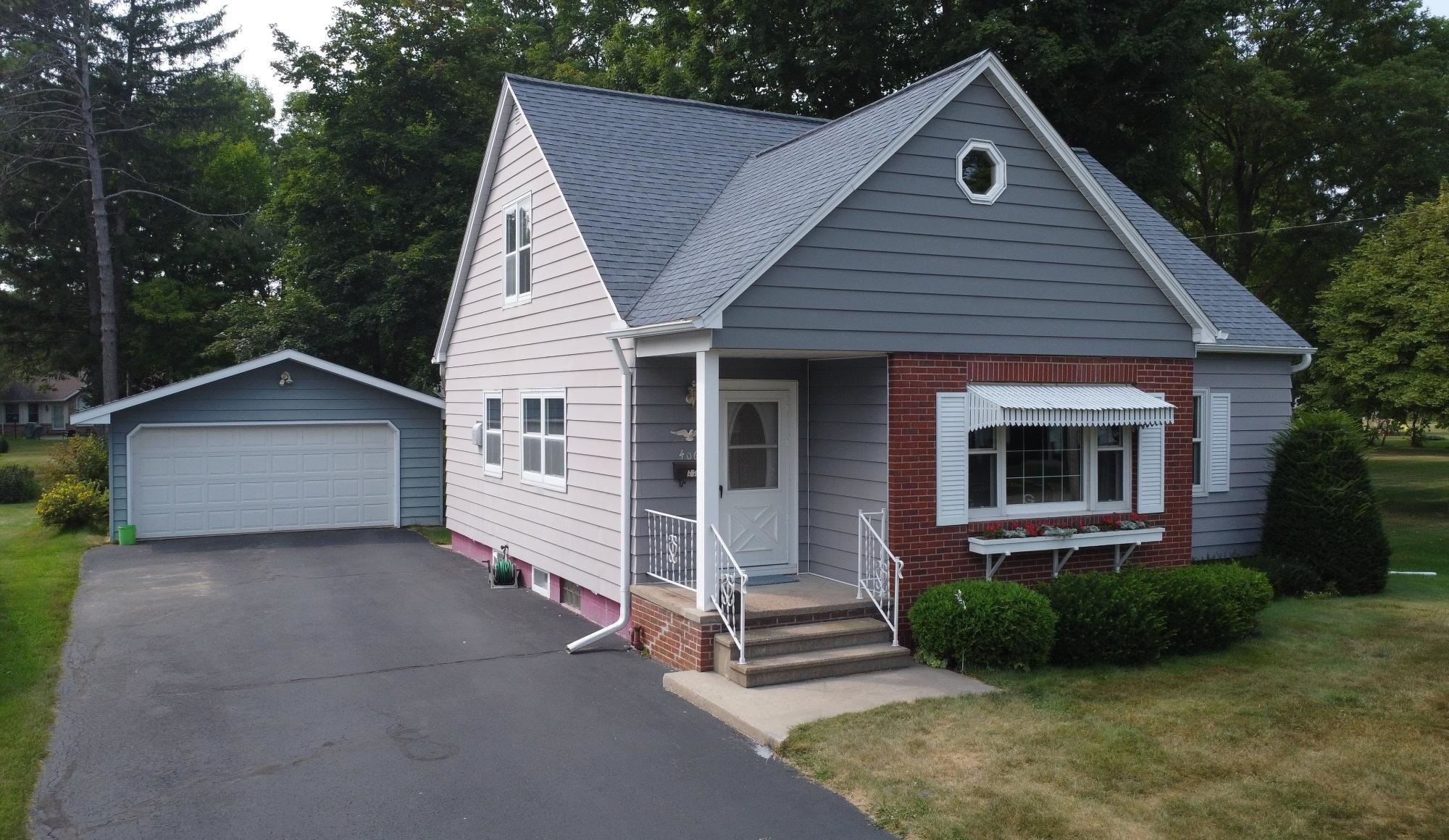 406 DERESCH STREET, Antigo, Wisconsin 54409, 4 Bedrooms Bedrooms, ,1 BathroomBathrooms,Residential,For Sale,406 DERESCH STREET,22604973