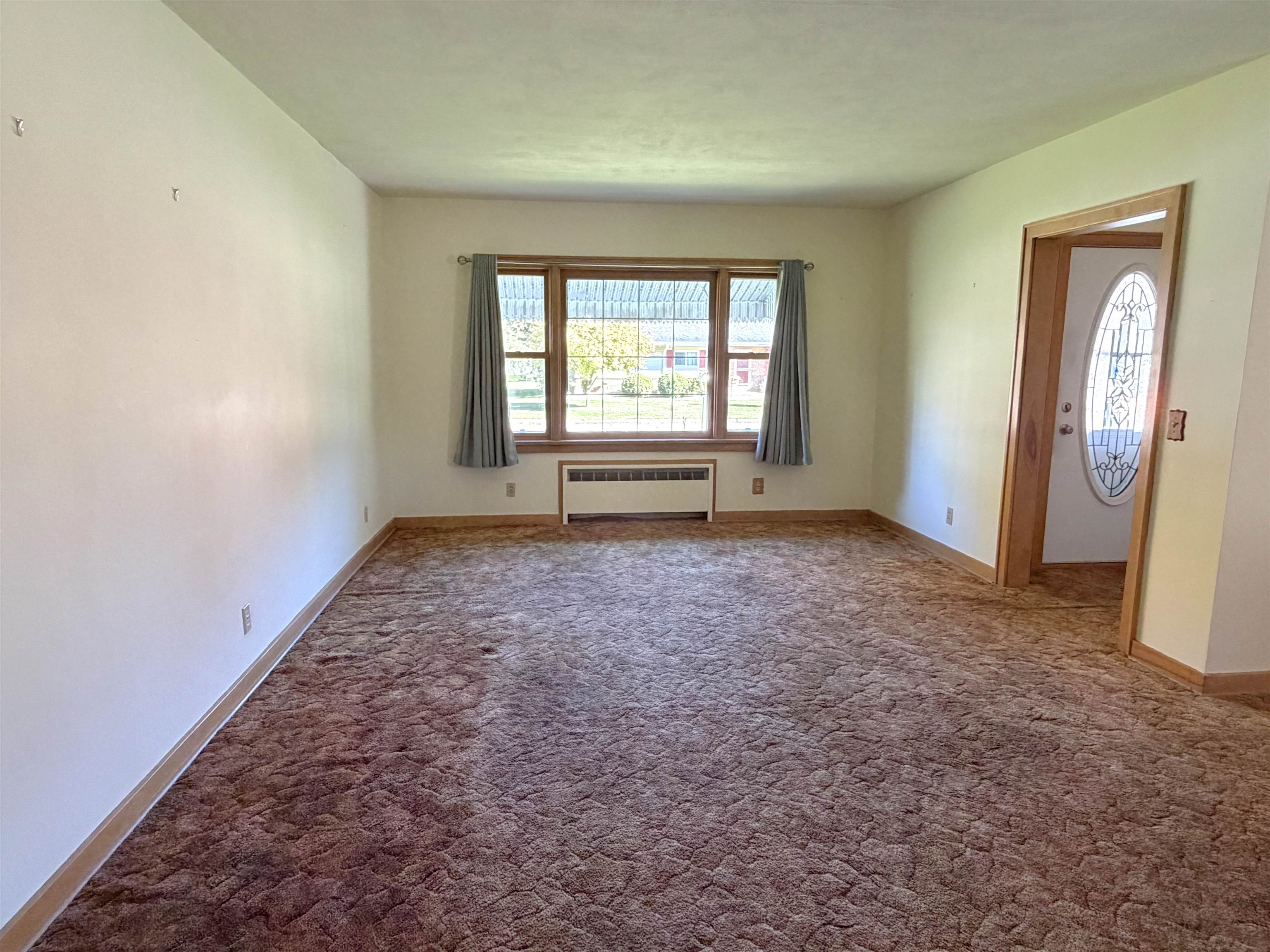406 DERESCH STREET, Antigo, Wisconsin 54409, 4 Bedrooms Bedrooms, ,1 BathroomBathrooms,Residential,For Sale,406 DERESCH STREET,22604973