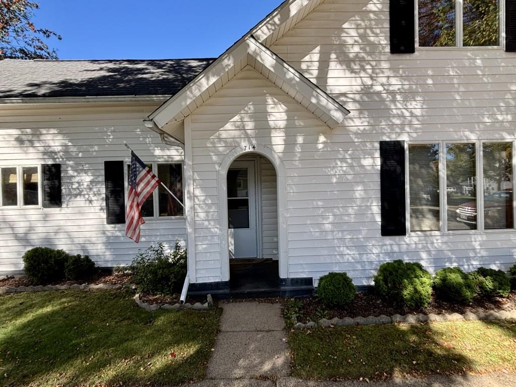 714 HUMBOLDT AVENUE, Wausau, Wisconsin 54403, 2 Bedrooms Bedrooms, ,1 BathroomBathrooms,Residential,For Sale,714 HUMBOLDT AVENUE,22604981