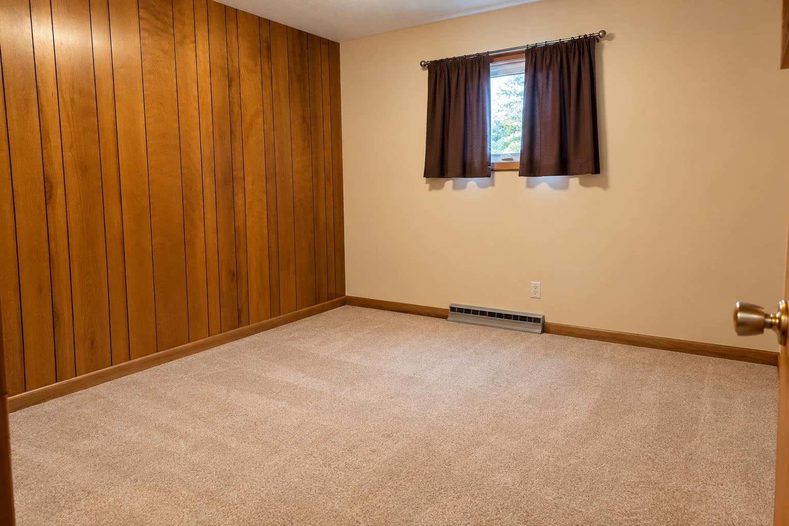 N3605 STATE HIGHWAY 13, Medford, Wisconsin 54451, 4 Bedrooms Bedrooms, ,1 BathroomBathrooms,Residential,For Sale,N3605 STATE HIGHWAY 13,22604989