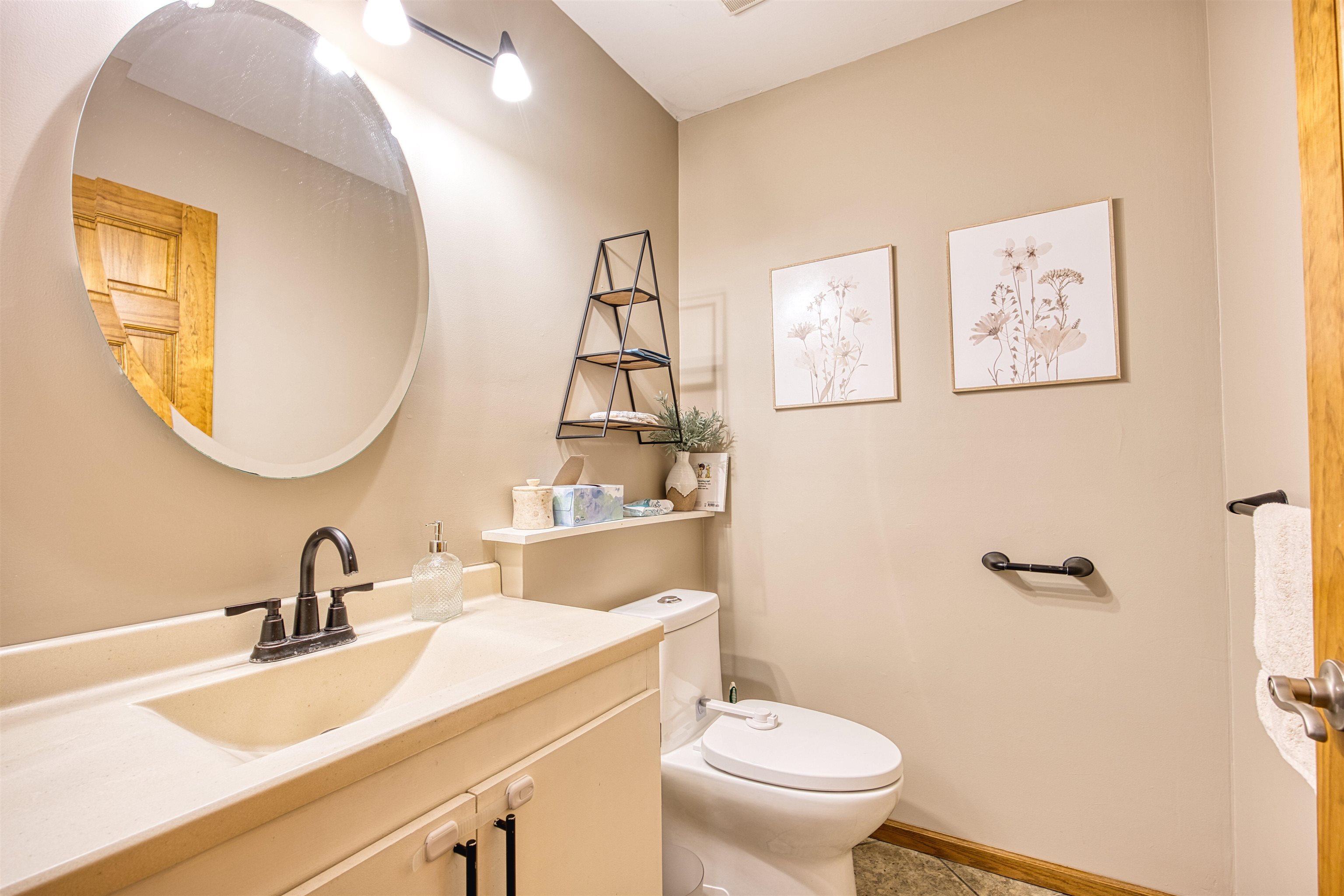 3726 FOREST DRIVE, Amherst Junction, Wisconsin 54407, 4 Bedrooms Bedrooms, ,3 BathroomsBathrooms,Residential,For Sale,3726 FOREST DRIVE,22604993