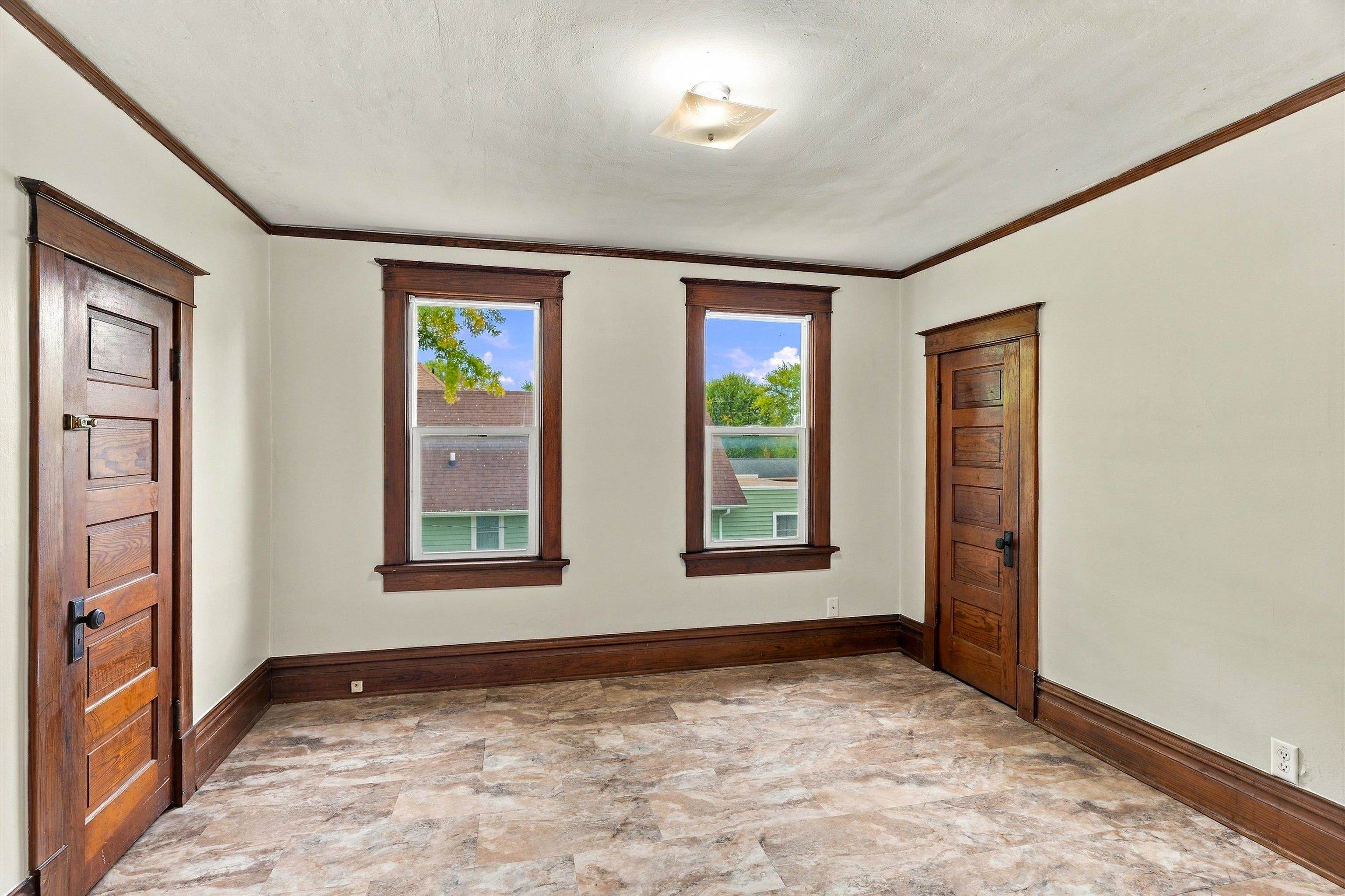 510 W BLODGETT STREET, Marshfield, Wisconsin 54449, 3 Bedrooms Bedrooms, ,2 BathroomsBathrooms,Residential,For Sale,510 W BLODGETT STREET,22604998