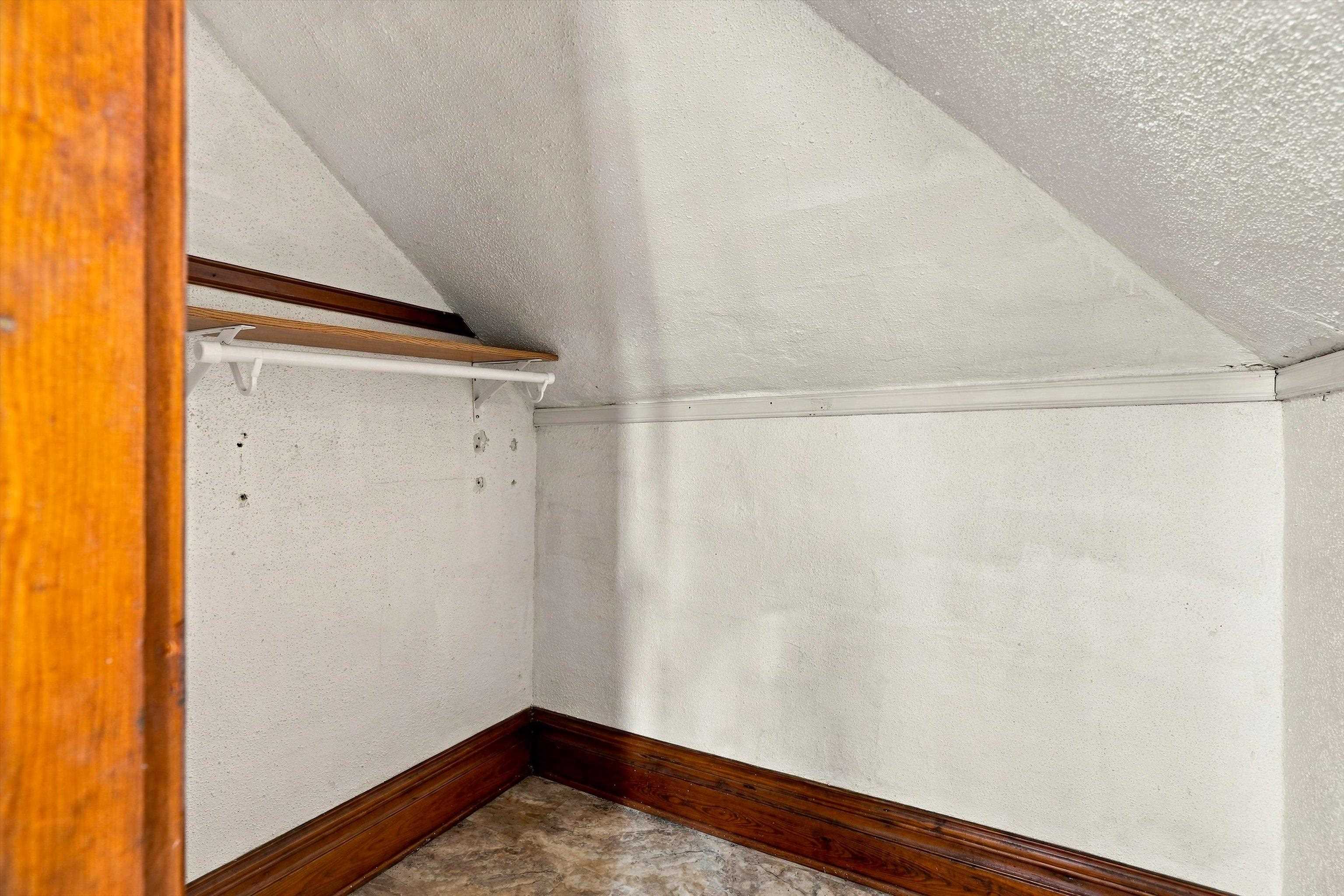 510 W BLODGETT STREET, Marshfield, Wisconsin 54449, 3 Bedrooms Bedrooms, ,2 BathroomsBathrooms,Residential,For Sale,510 W BLODGETT STREET,22604998