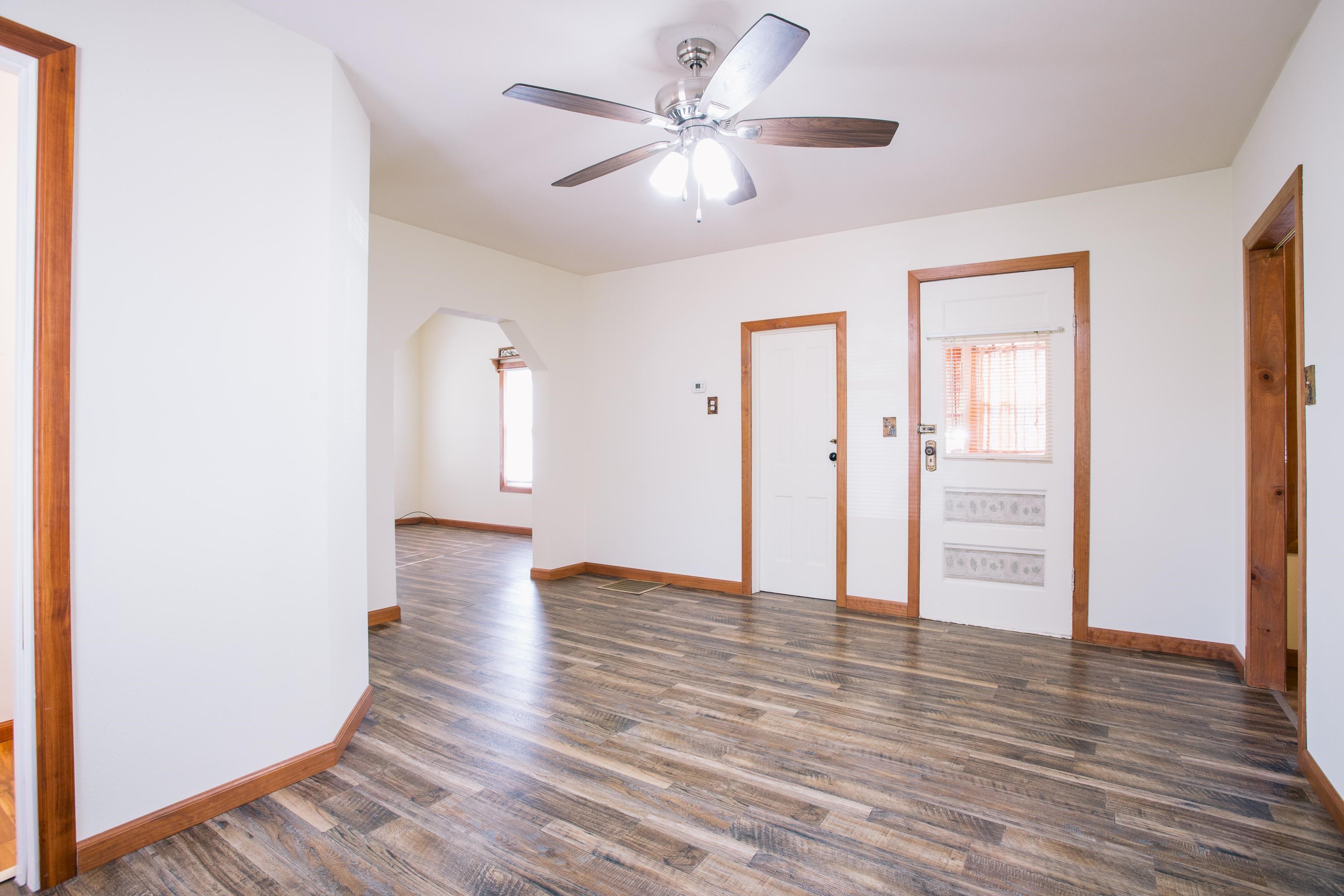 1014 HEWETT STREET, Neillsville, Wisconsin 54456, 2 Bedrooms Bedrooms, ,1 BathroomBathrooms,Residential,For Sale,1014 HEWETT STREET,22605001