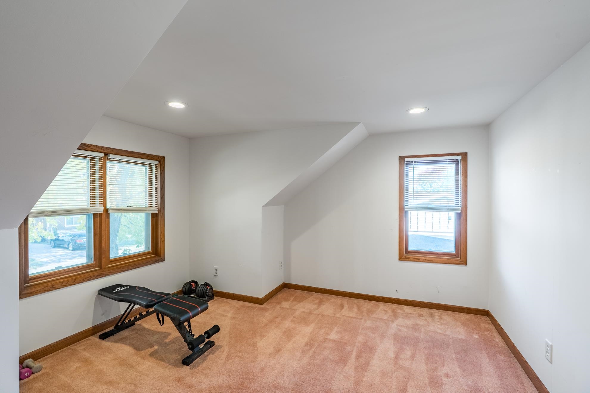 909 S 21ST AVENUE, Wausau, Wisconsin 54401, 3 Bedrooms Bedrooms, ,3 BathroomsBathrooms,Residential,For Sale,909 S 21ST AVENUE,22605005