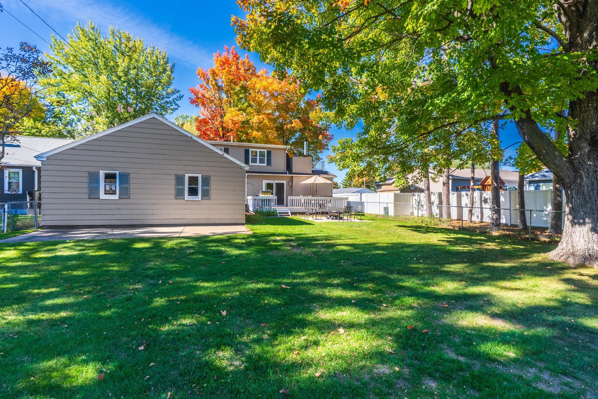 909 S 21ST AVENUE, Wausau, Wisconsin 54401, 3 Bedrooms Bedrooms, ,3 BathroomsBathrooms,Residential,For Sale,909 S 21ST AVENUE,22605005