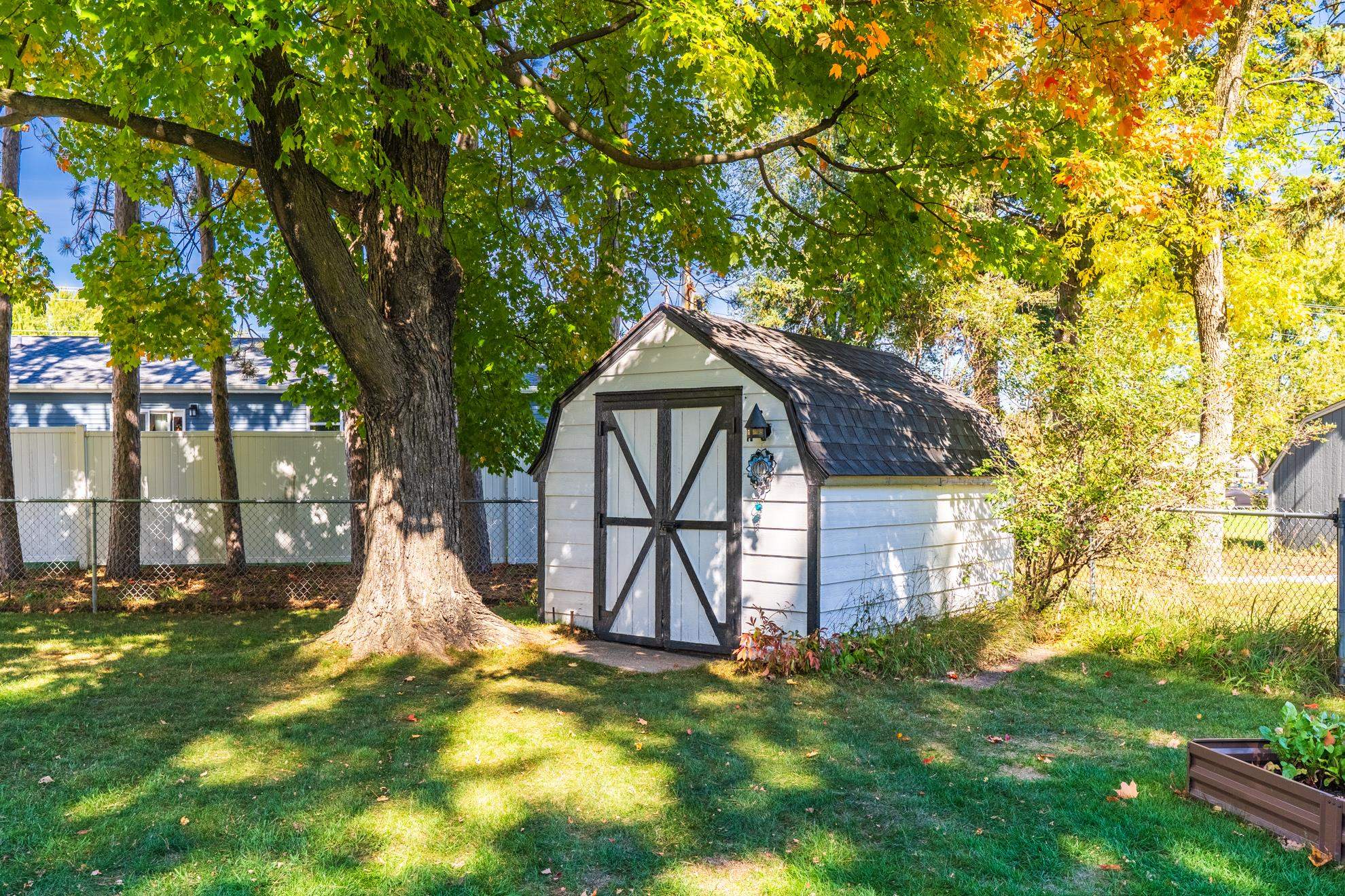 909 S 21ST AVENUE, Wausau, Wisconsin 54401, 3 Bedrooms Bedrooms, ,3 BathroomsBathrooms,Residential,For Sale,909 S 21ST AVENUE,22605005