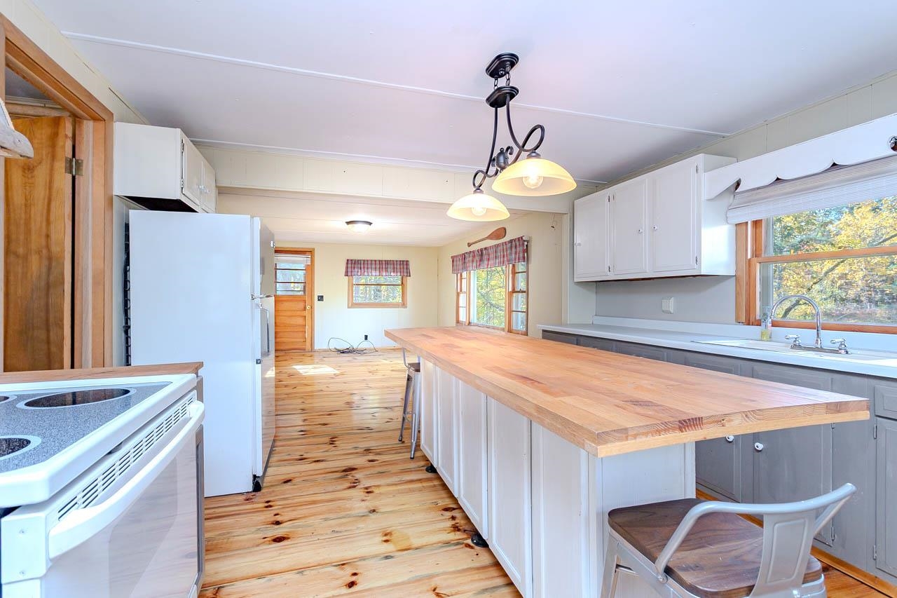 6907 E RAPIDS ROAD, Lake Tomahawk, Wisconsin 54539, 2 Bedrooms Bedrooms, ,1 BathroomBathrooms,Residential,For Sale,6907 E RAPIDS ROAD,22605006