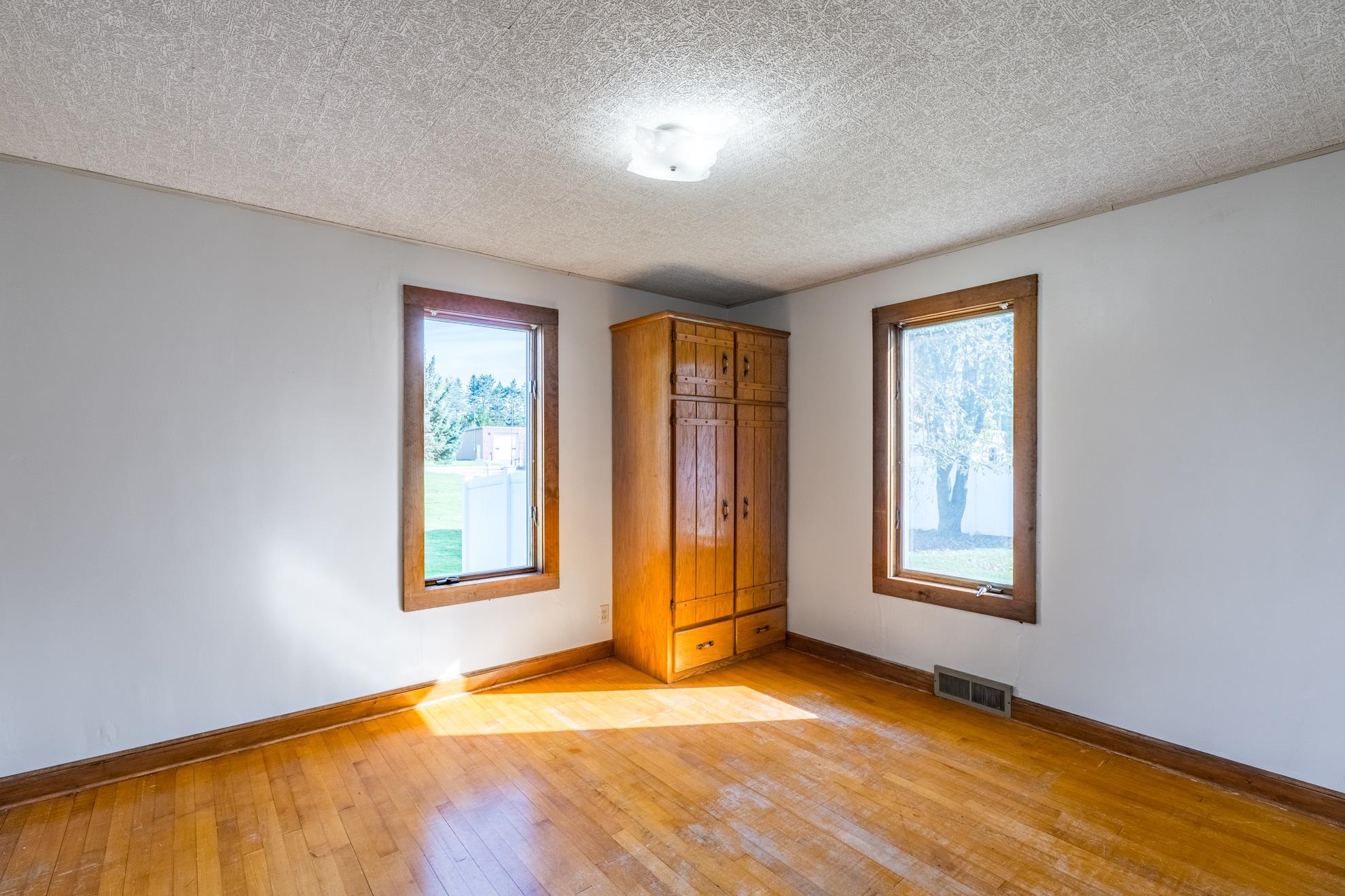 320 BLAISDELL AVENUE, Hatley, Wisconsin 54440, 4 Bedrooms Bedrooms, ,1 BathroomBathrooms,Residential,For Sale,320 BLAISDELL AVENUE,22605009