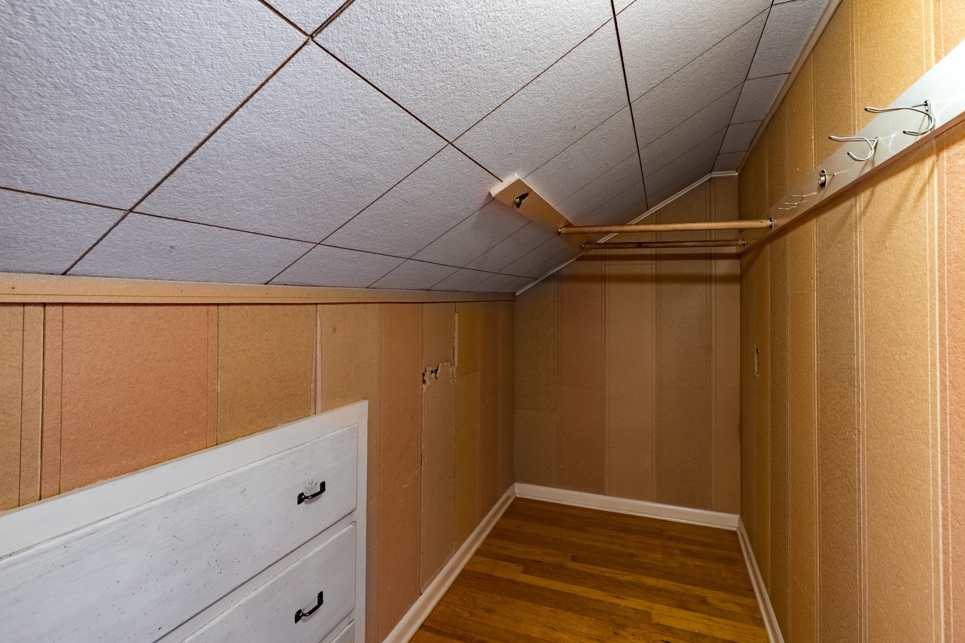 320 BLAISDELL AVENUE, Hatley, Wisconsin 54440, 4 Bedrooms Bedrooms, ,1 BathroomBathrooms,Residential,For Sale,320 BLAISDELL AVENUE,22605009