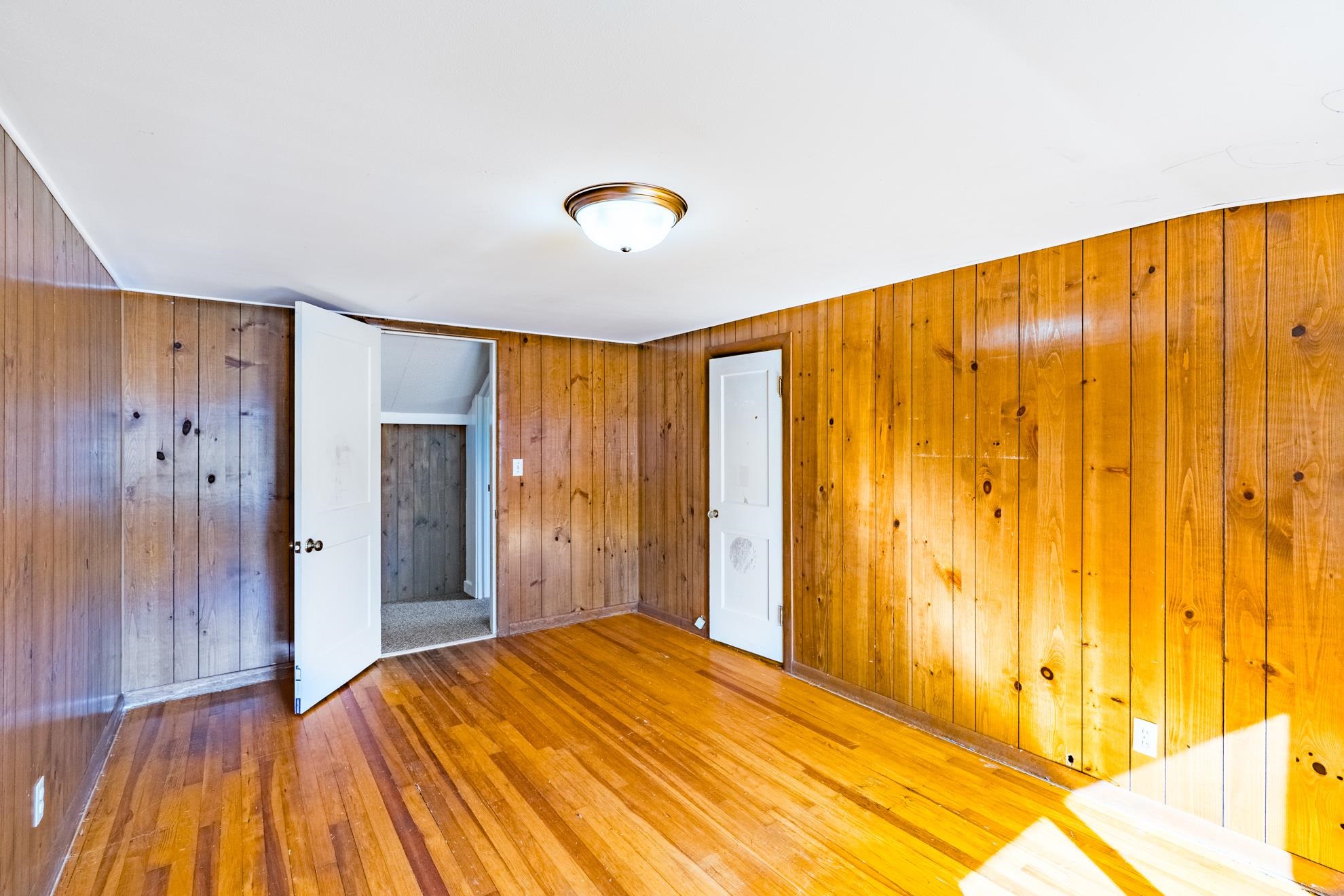 320 BLAISDELL AVENUE, Hatley, Wisconsin 54440, 4 Bedrooms Bedrooms, ,1 BathroomBathrooms,Residential,For Sale,320 BLAISDELL AVENUE,22605009
