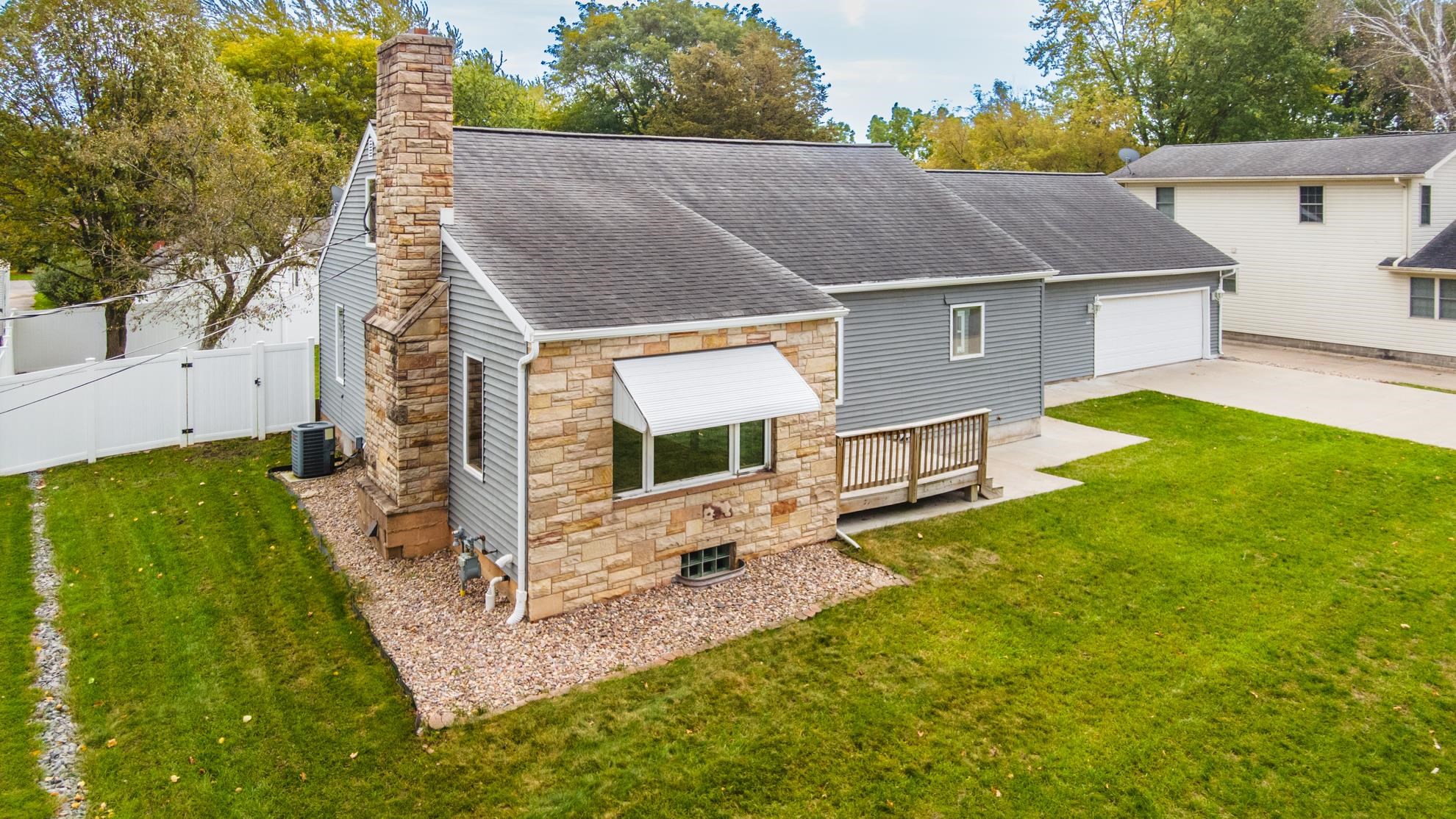 320 BLAISDELL AVENUE, Hatley, Wisconsin 54440, 4 Bedrooms Bedrooms, ,1 BathroomBathrooms,Residential,For Sale,320 BLAISDELL AVENUE,22605009