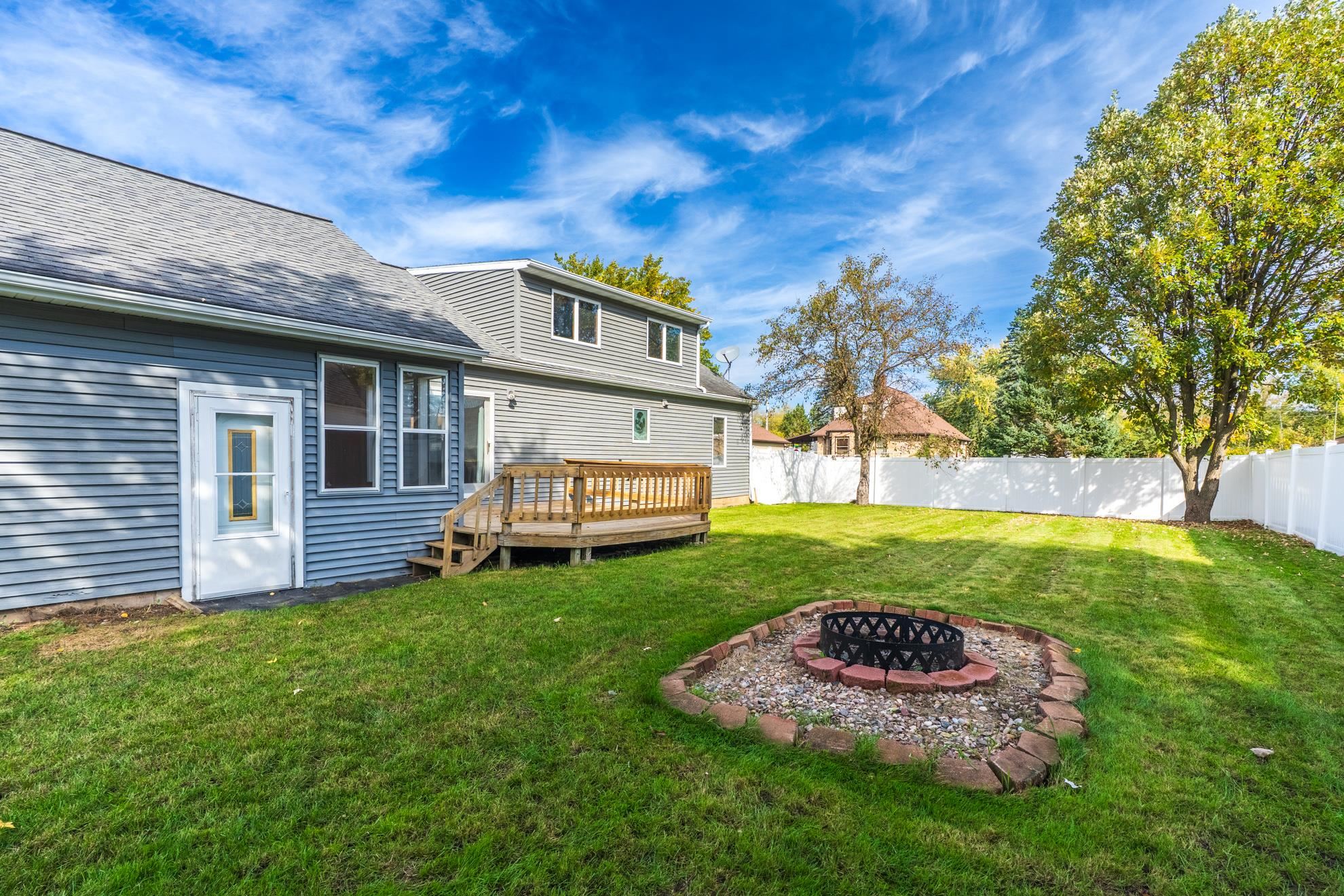 320 BLAISDELL AVENUE, Hatley, Wisconsin 54440, 4 Bedrooms Bedrooms, ,1 BathroomBathrooms,Residential,For Sale,320 BLAISDELL AVENUE,22605009