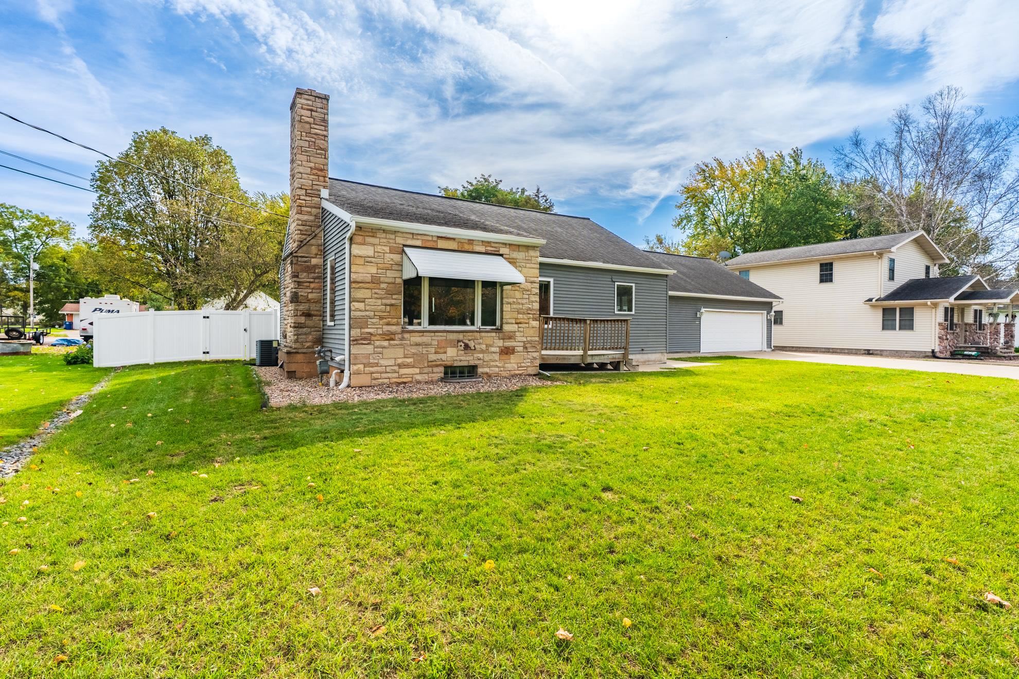 320 BLAISDELL AVENUE, Hatley, Wisconsin 54440, 4 Bedrooms Bedrooms, ,1 BathroomBathrooms,Residential,For Sale,320 BLAISDELL AVENUE,22605009