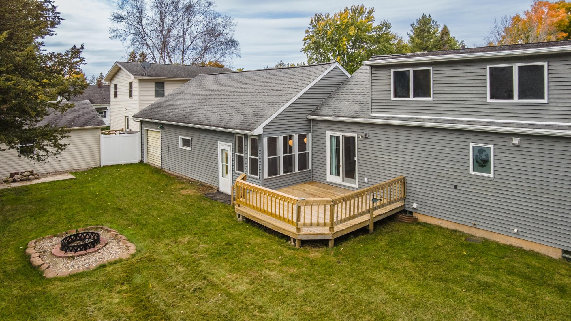 320 BLAISDELL AVENUE, Hatley, Wisconsin 54440, 4 Bedrooms Bedrooms, ,1 BathroomBathrooms,Residential,For Sale,320 BLAISDELL AVENUE,22605009