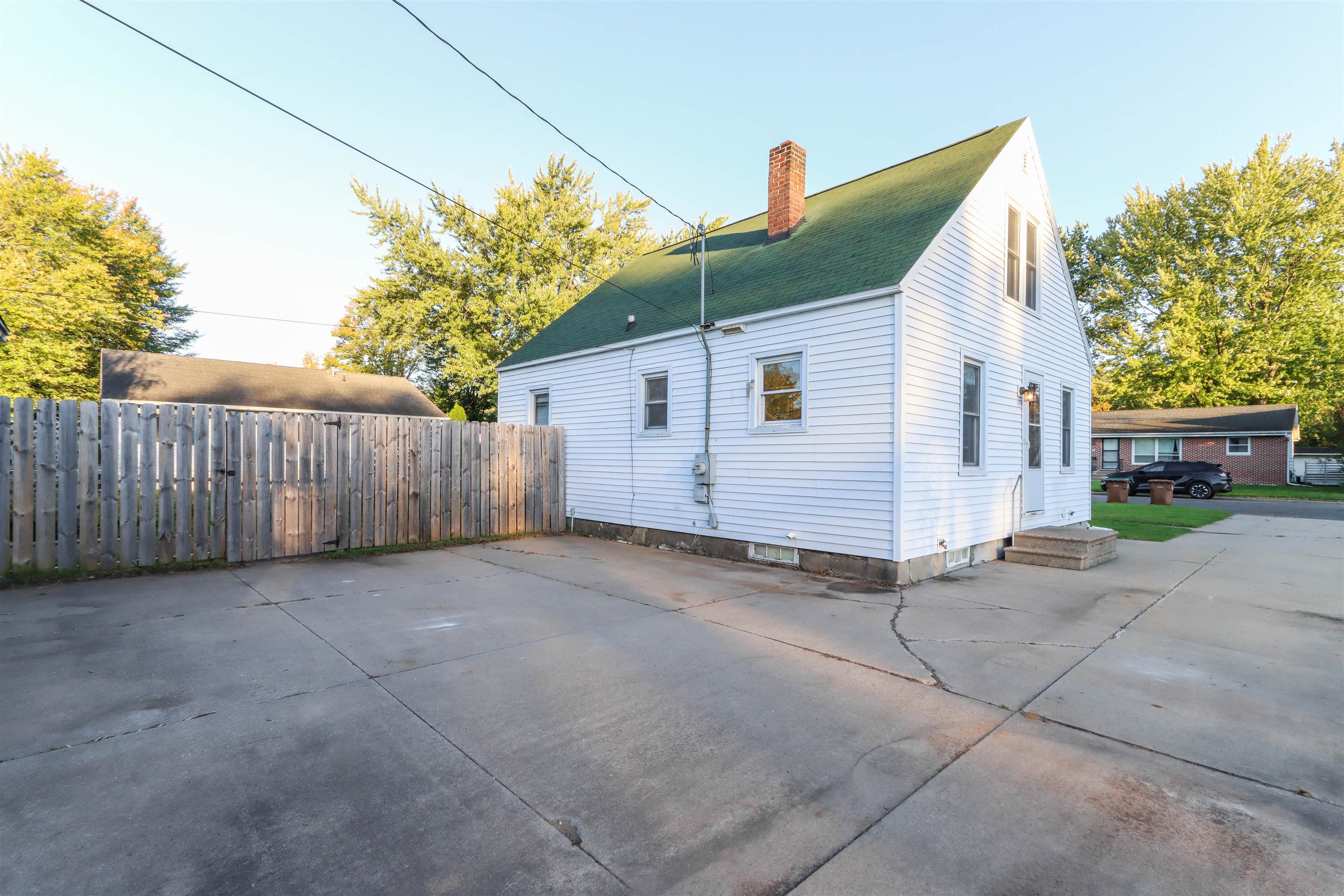 449 WADLEIGH STREET, Stevens Point, Wisconsin 54481, 2 Bedrooms Bedrooms, ,1 BathroomBathrooms,Residential,For Sale,449 WADLEIGH STREET,22605018