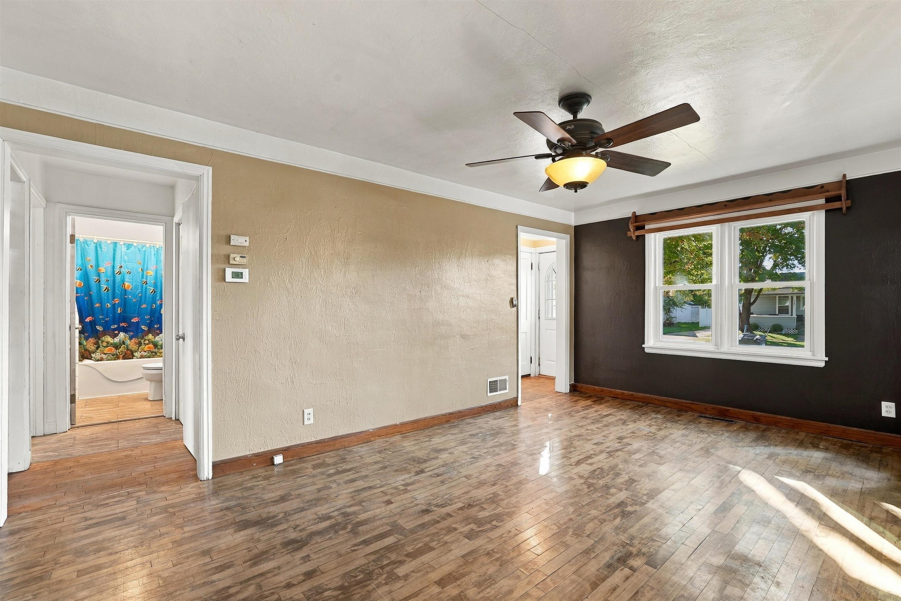 520 13TH STREET NORTH, Wisconsin Rapids, Wisconsin 54494, 4 Bedrooms Bedrooms, ,1 BathroomBathrooms,Residential,For Sale,520 13TH STREET NORTH,22605020