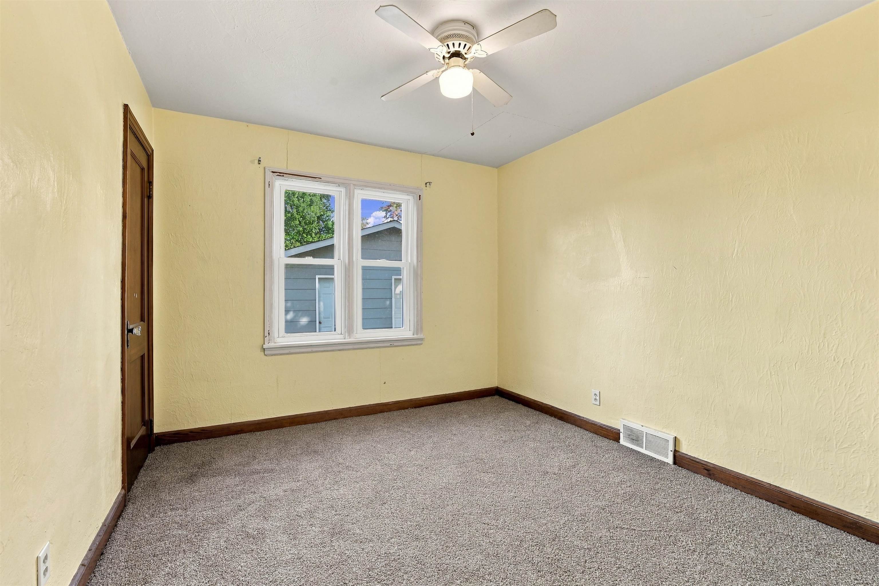 520 13TH STREET NORTH, Wisconsin Rapids, Wisconsin 54494, 4 Bedrooms Bedrooms, ,1 BathroomBathrooms,Residential,For Sale,520 13TH STREET NORTH,22605020