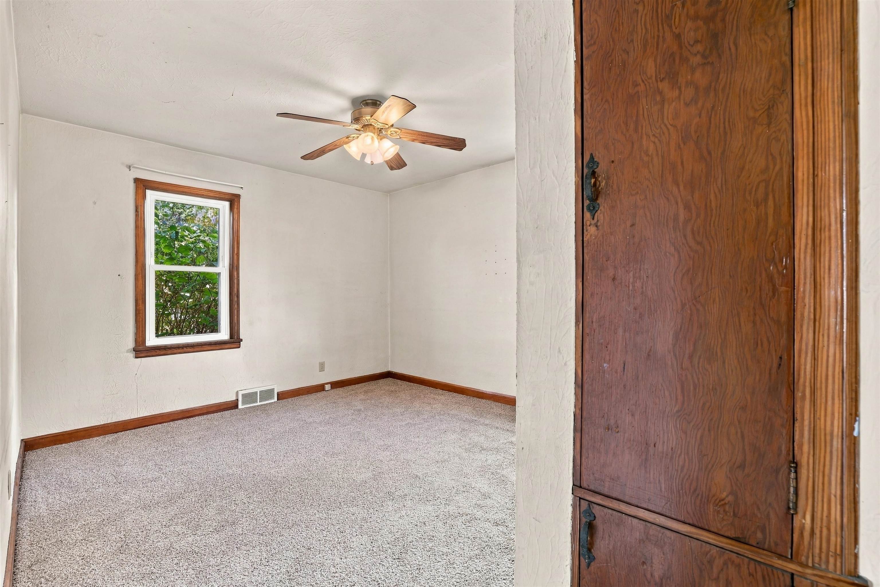 520 13TH STREET NORTH, Wisconsin Rapids, Wisconsin 54494, 4 Bedrooms Bedrooms, ,1 BathroomBathrooms,Residential,For Sale,520 13TH STREET NORTH,22605020