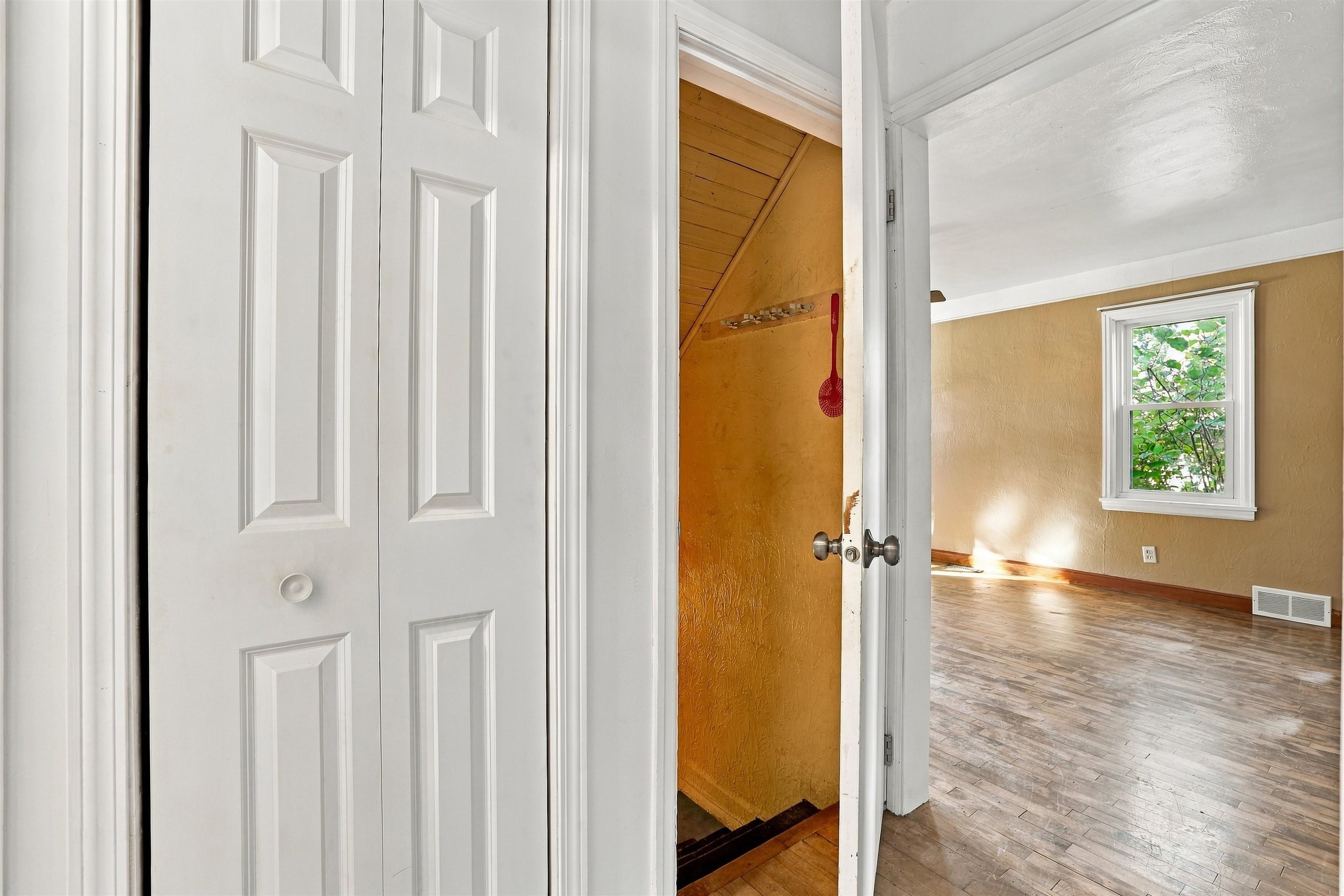 520 13TH STREET NORTH, Wisconsin Rapids, Wisconsin 54494, 4 Bedrooms Bedrooms, ,1 BathroomBathrooms,Residential,For Sale,520 13TH STREET NORTH,22605020
