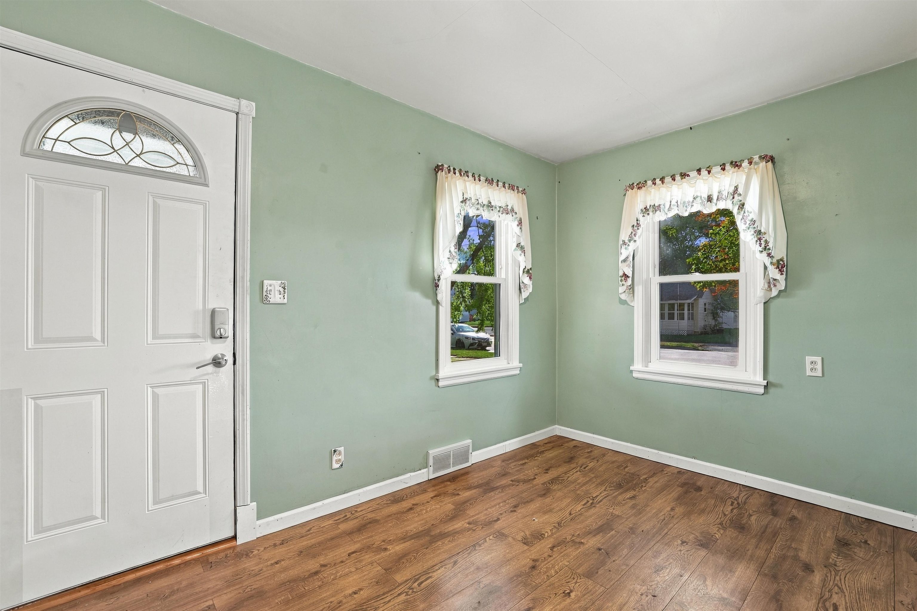 520 13TH STREET NORTH, Wisconsin Rapids, Wisconsin 54494, 4 Bedrooms Bedrooms, ,1 BathroomBathrooms,Residential,For Sale,520 13TH STREET NORTH,22605020