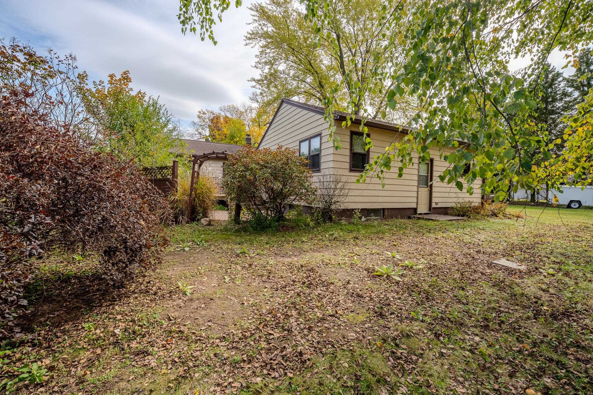 1306 S 13TH AVENUE, Wausau, Wisconsin 54401, 3 Bedrooms Bedrooms, ,1 BathroomBathrooms,Residential,For Sale,1306 S 13TH AVENUE,22605023