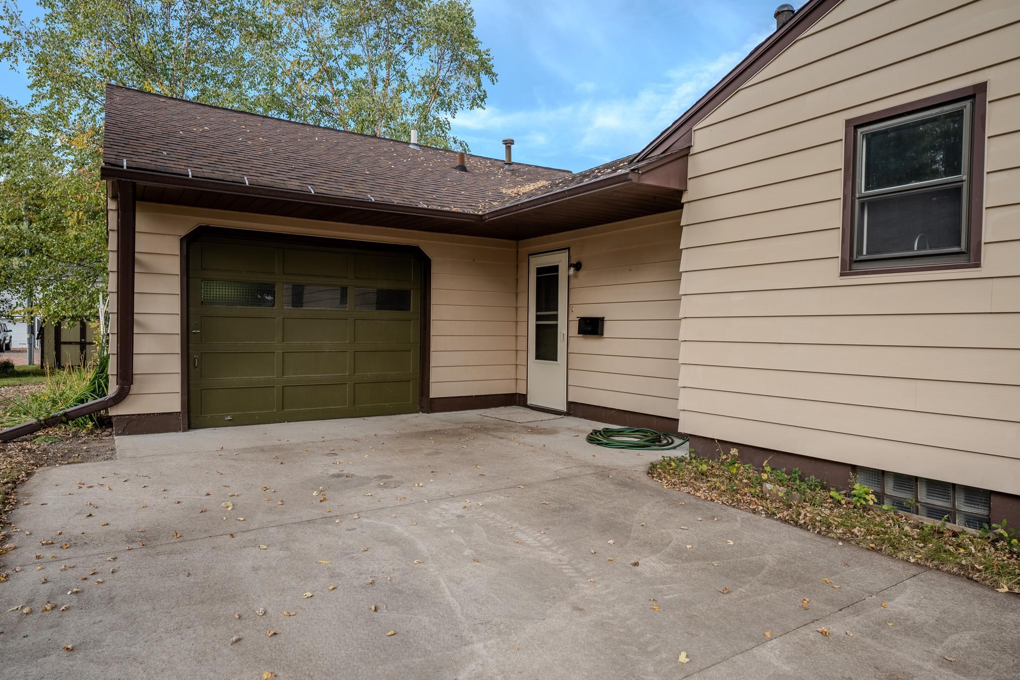 1306 S 13TH AVENUE, Wausau, Wisconsin 54401, 3 Bedrooms Bedrooms, ,1 BathroomBathrooms,Residential,For Sale,1306 S 13TH AVENUE,22605023