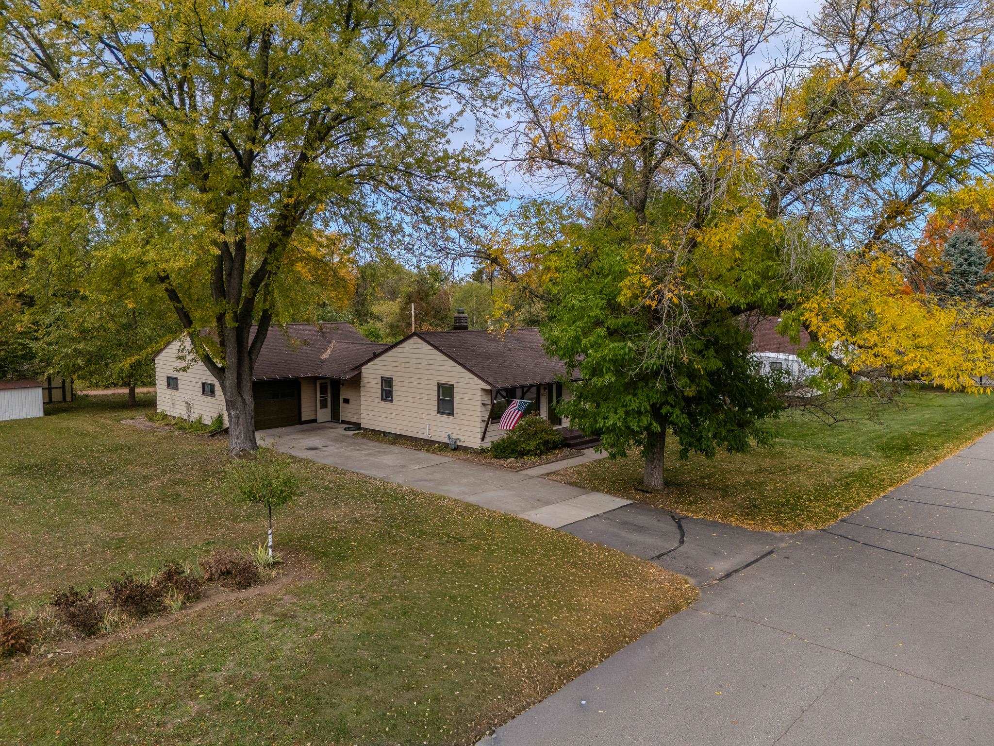 1306 S 13TH AVENUE, Wausau, Wisconsin 54401, 3 Bedrooms Bedrooms, ,1 BathroomBathrooms,Residential,For Sale,1306 S 13TH AVENUE,22605023