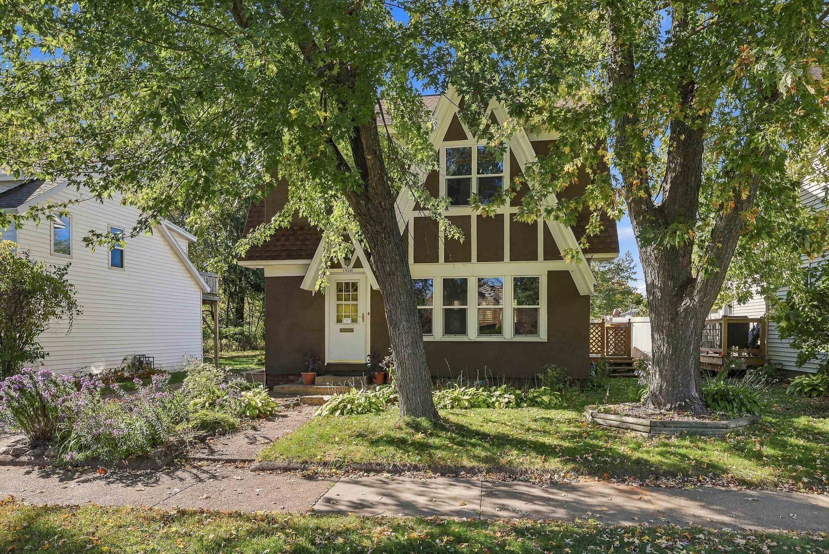 1526 ILLINOIS AVENUE, Stevens Point, Wisconsin 54481, 3 Bedrooms Bedrooms, ,1 BathroomBathrooms,Residential,For Sale,1526 ILLINOIS AVENUE,22605027