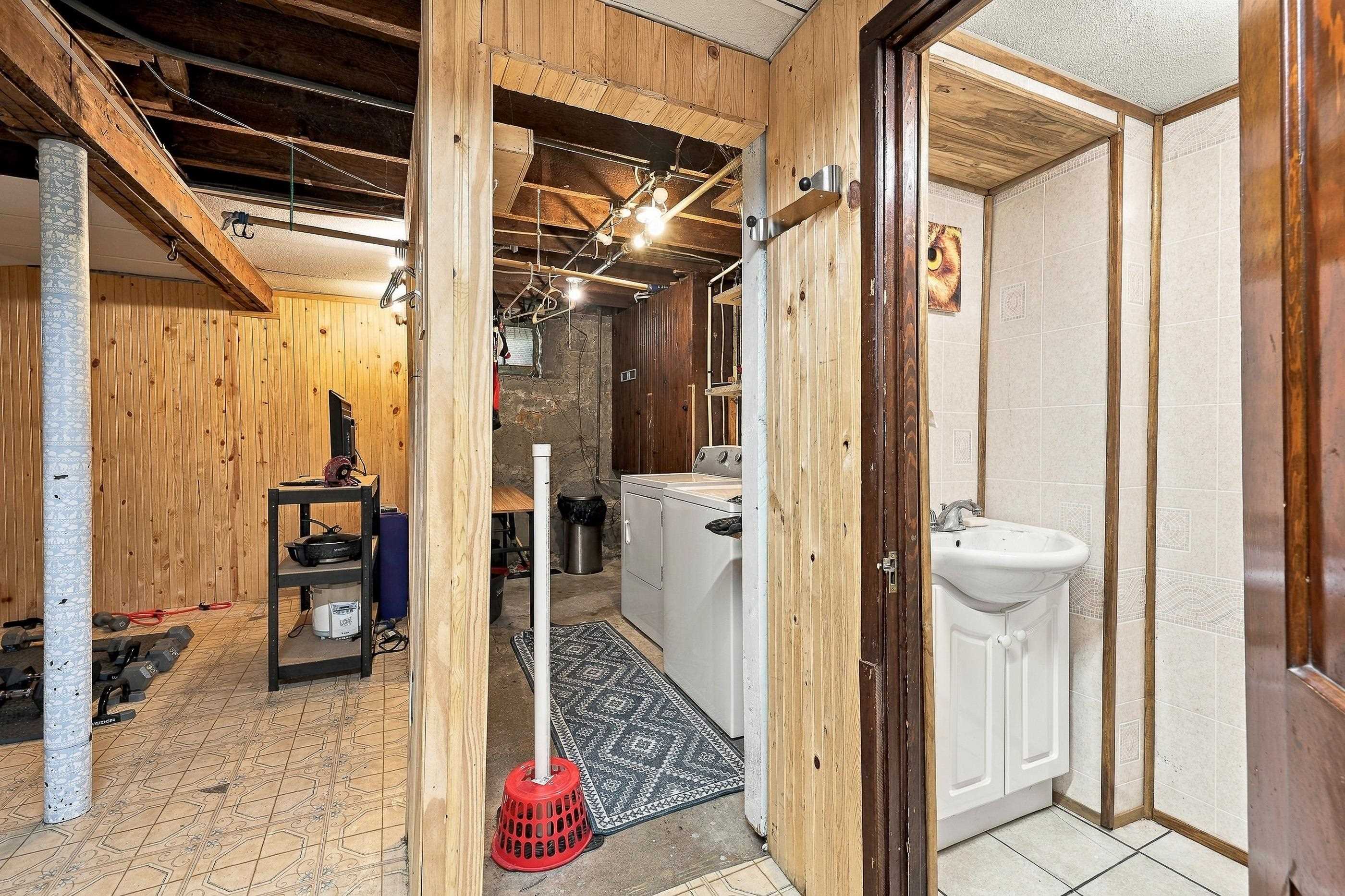 1526 ILLINOIS AVENUE, Stevens Point, Wisconsin 54481, 3 Bedrooms Bedrooms, ,1 BathroomBathrooms,Residential,For Sale,1526 ILLINOIS AVENUE,22605027