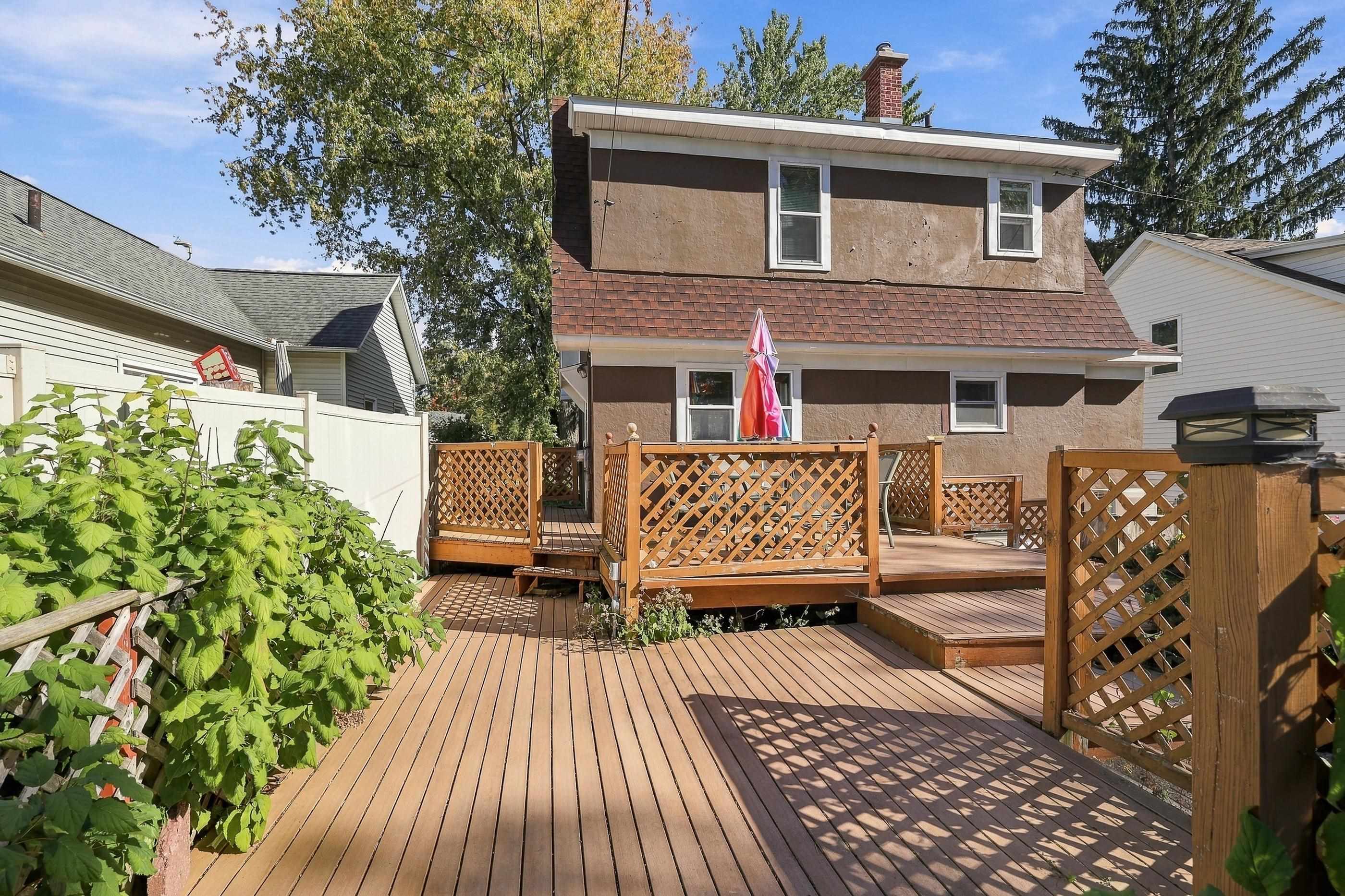 1526 ILLINOIS AVENUE, Stevens Point, Wisconsin 54481, 3 Bedrooms Bedrooms, ,1 BathroomBathrooms,Residential,For Sale,1526 ILLINOIS AVENUE,22605027