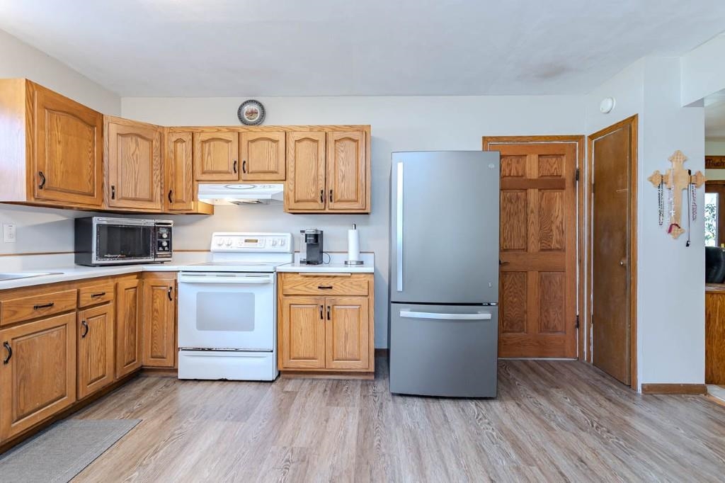 206 S MISSION STREET, Wittenberg, Wisconsin 54499, 3 Bedrooms Bedrooms, ,2 BathroomsBathrooms,Residential,For Sale,206 S MISSION STREET,22605086