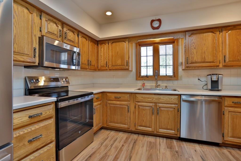 1433 N 16TH AVENUE, Wausau, Wisconsin 54401, 3 Bedrooms Bedrooms, ,2 BathroomsBathrooms,Residential,For Sale,1433 N 16TH AVENUE,22605090