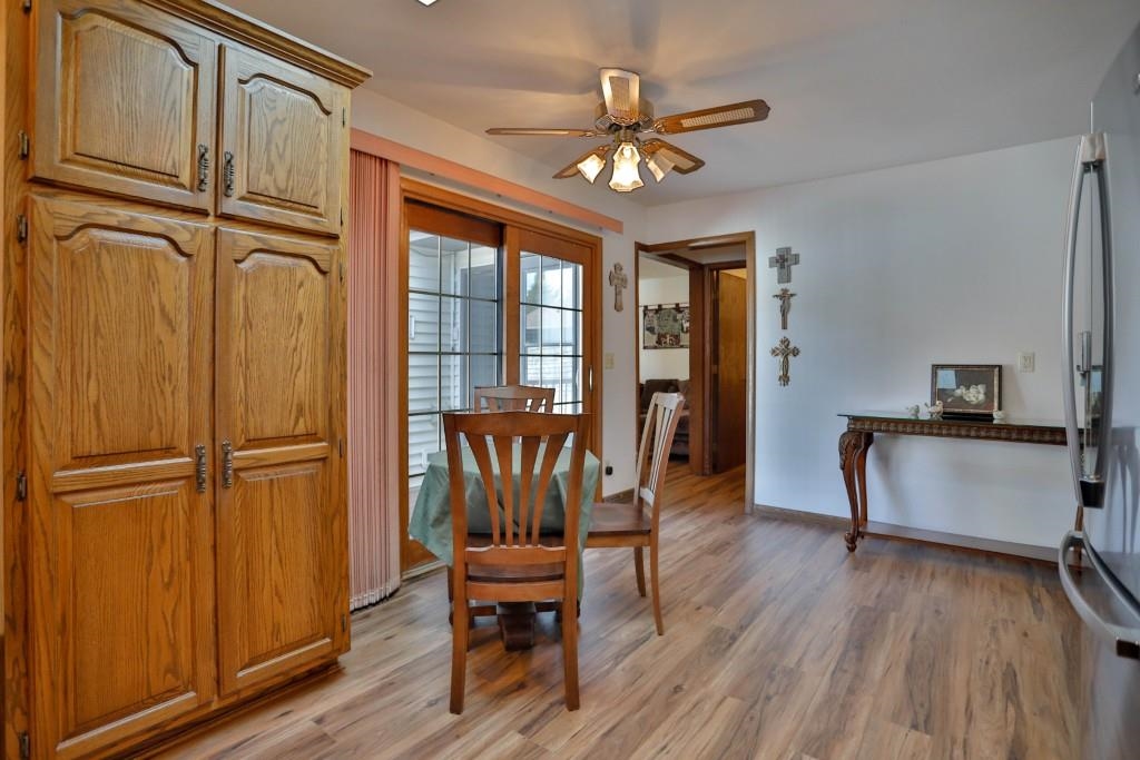 1433 N 16TH AVENUE, Wausau, Wisconsin 54401, 3 Bedrooms Bedrooms, ,2 BathroomsBathrooms,Residential,For Sale,1433 N 16TH AVENUE,22605090