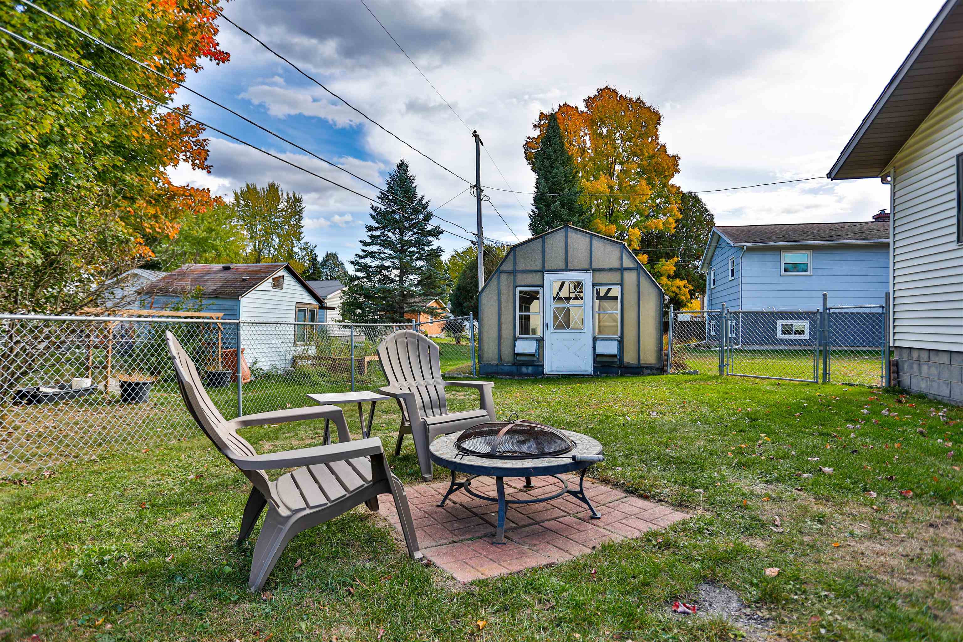 1433 N 16TH AVENUE, Wausau, Wisconsin 54401, 3 Bedrooms Bedrooms, ,2 BathroomsBathrooms,Residential,For Sale,1433 N 16TH AVENUE,22605090