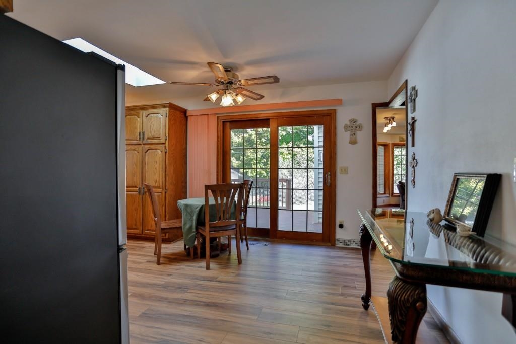 1433 N 16TH AVENUE, Wausau, Wisconsin 54401, 3 Bedrooms Bedrooms, ,2 BathroomsBathrooms,Residential,For Sale,1433 N 16TH AVENUE,22605090