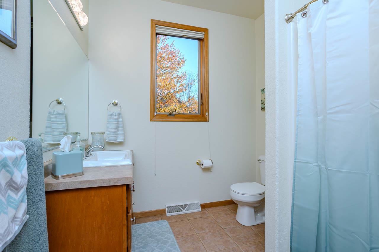 228 WINDTREE DRIVE, Wausau, Wisconsin 54401, 4 Bedrooms Bedrooms, ,3 BathroomsBathrooms,Residential,For Sale,228 WINDTREE DRIVE,22605092