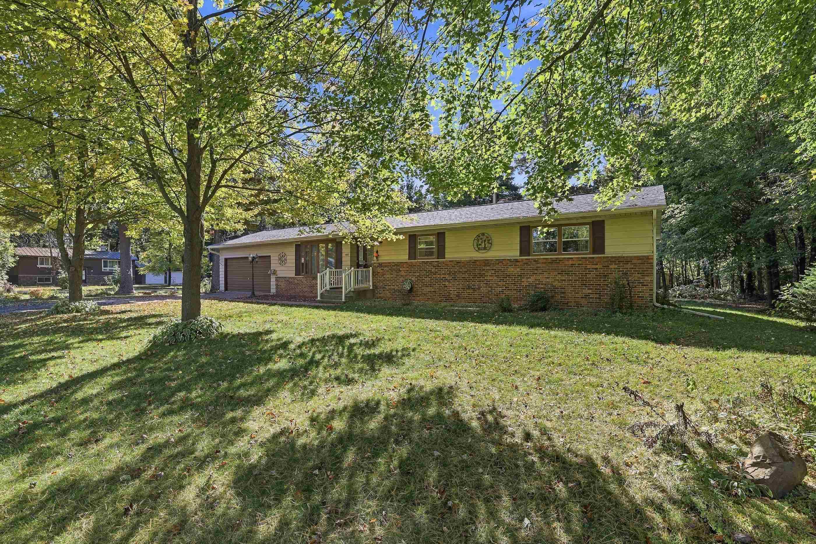1617 OAK STREET, Almond, Wisconsin 54909, 3 Bedrooms Bedrooms, ,2 BathroomsBathrooms,Residential,For Sale,1617 OAK STREET,22605095